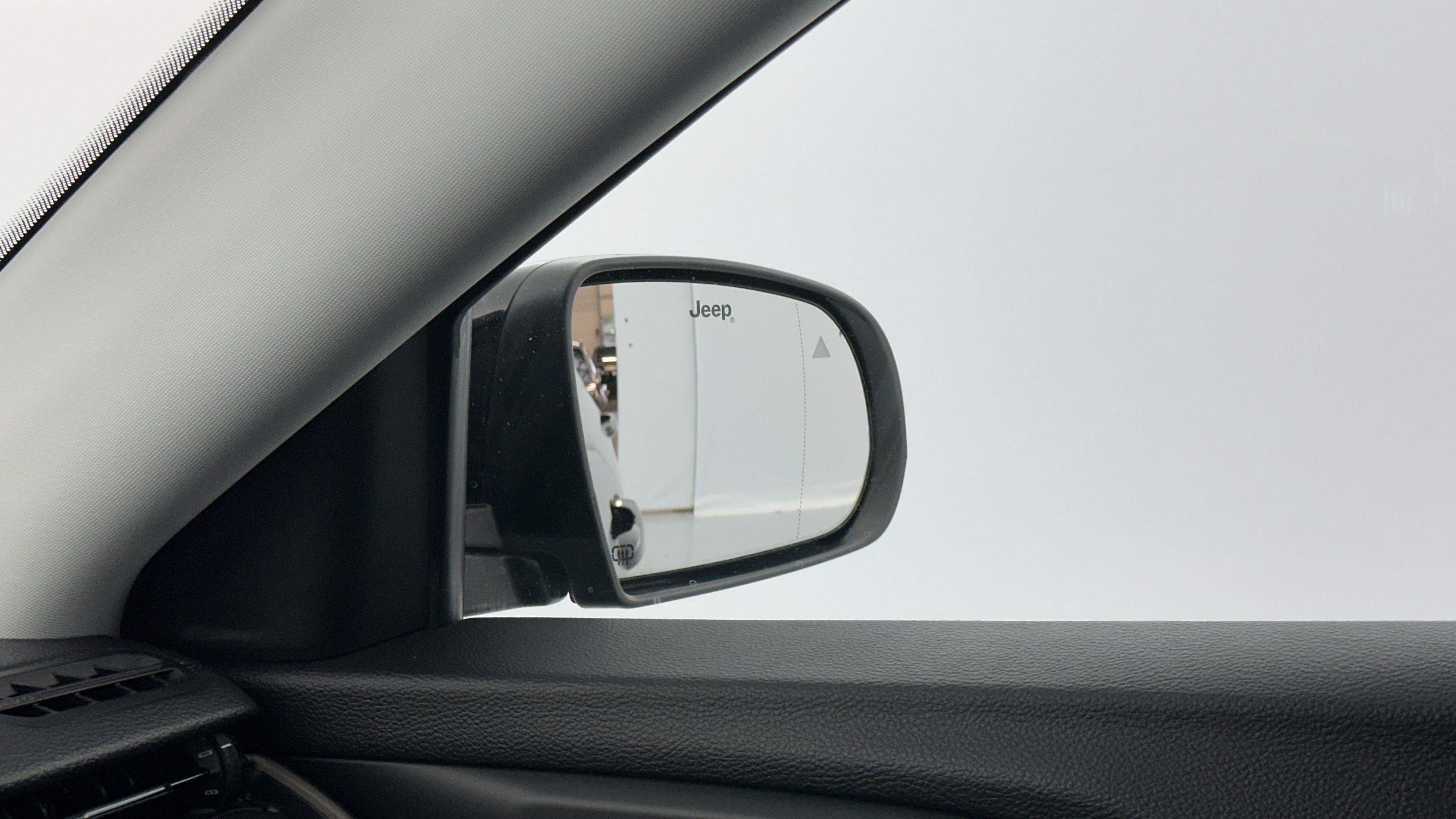 Jeep Compass - Image 21