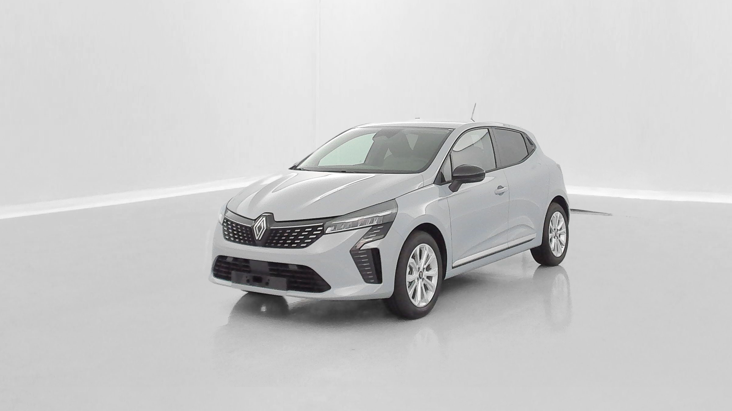 Renault Clio - Image 3