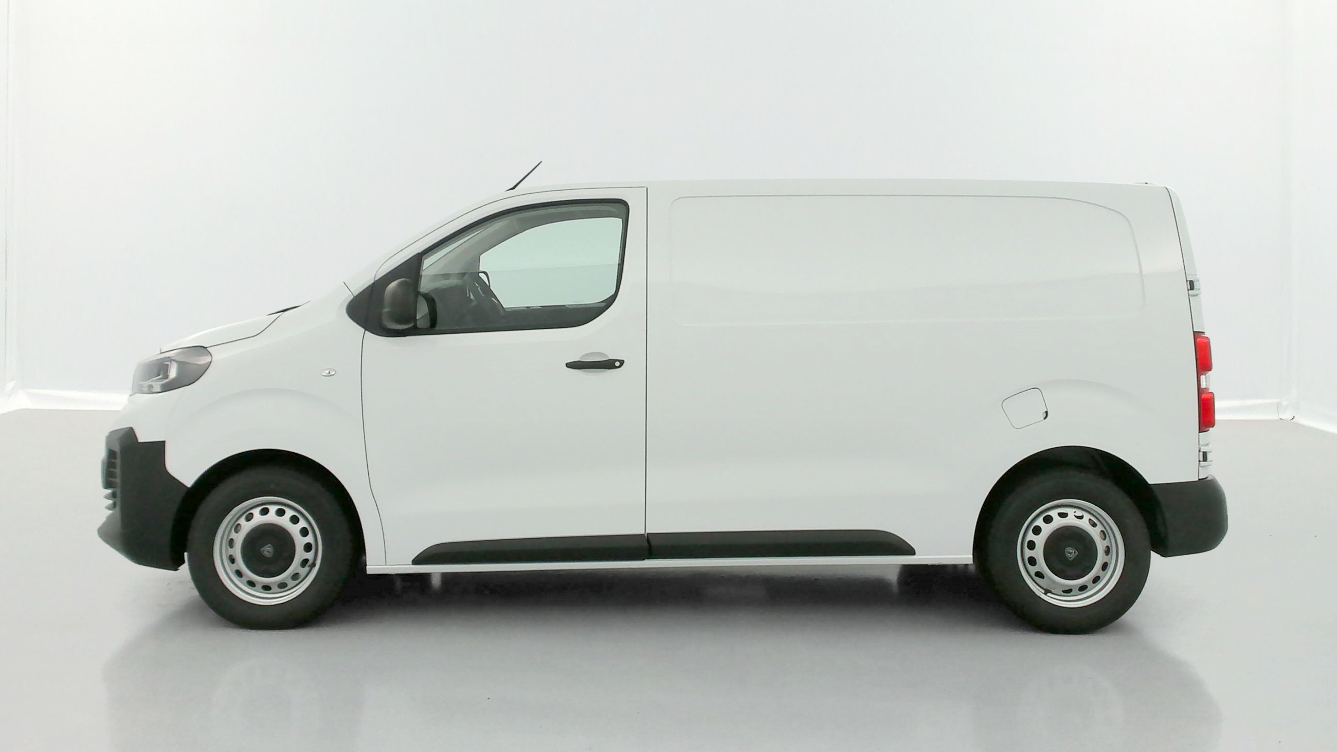 Peugeot E-EXPERT COMBI - Image 4