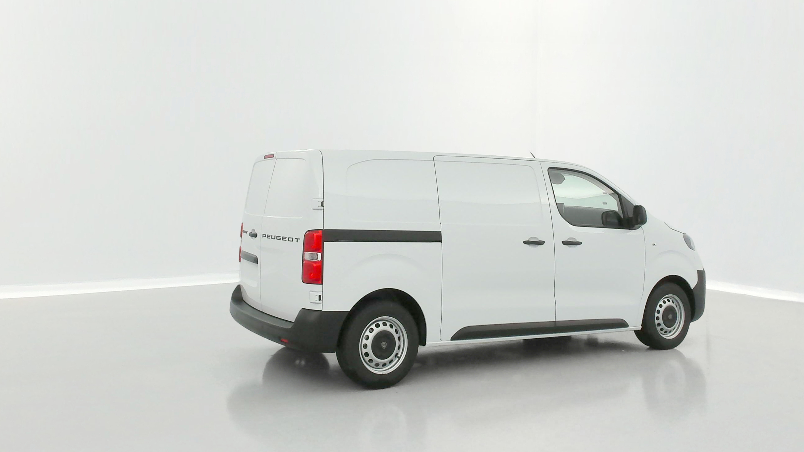 Peugeot E-EXPERT COMBI - Image 22
