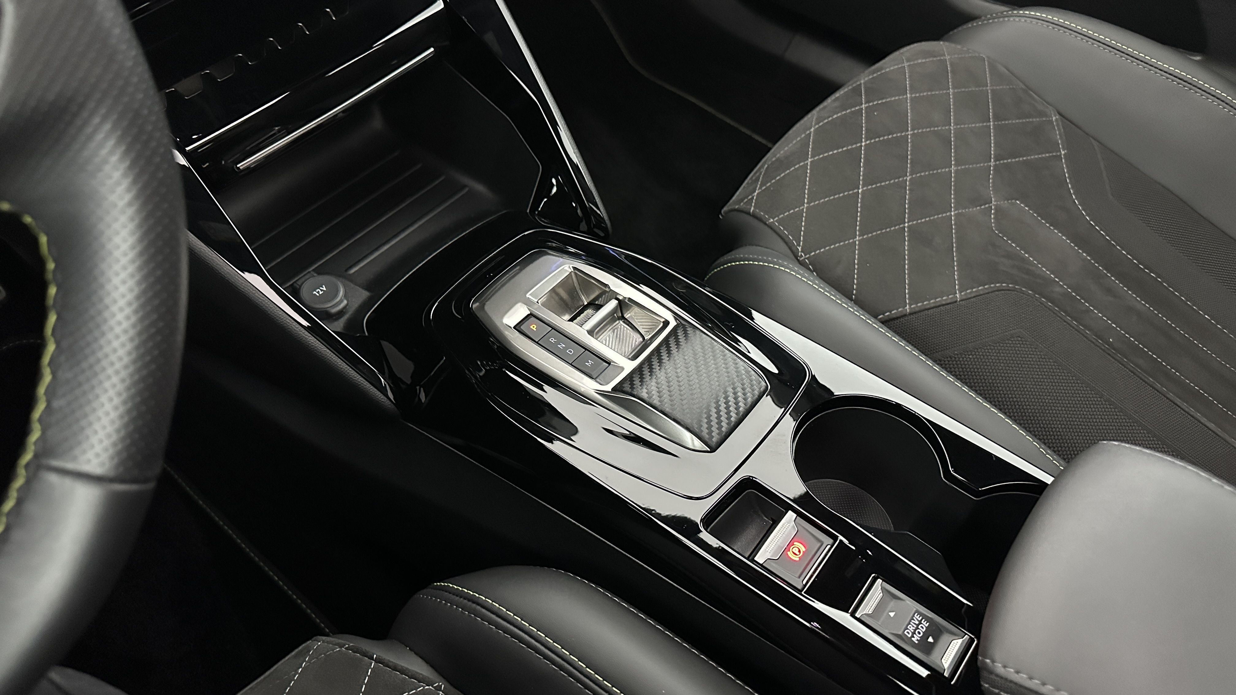 Peugeot 2008 - Image 16