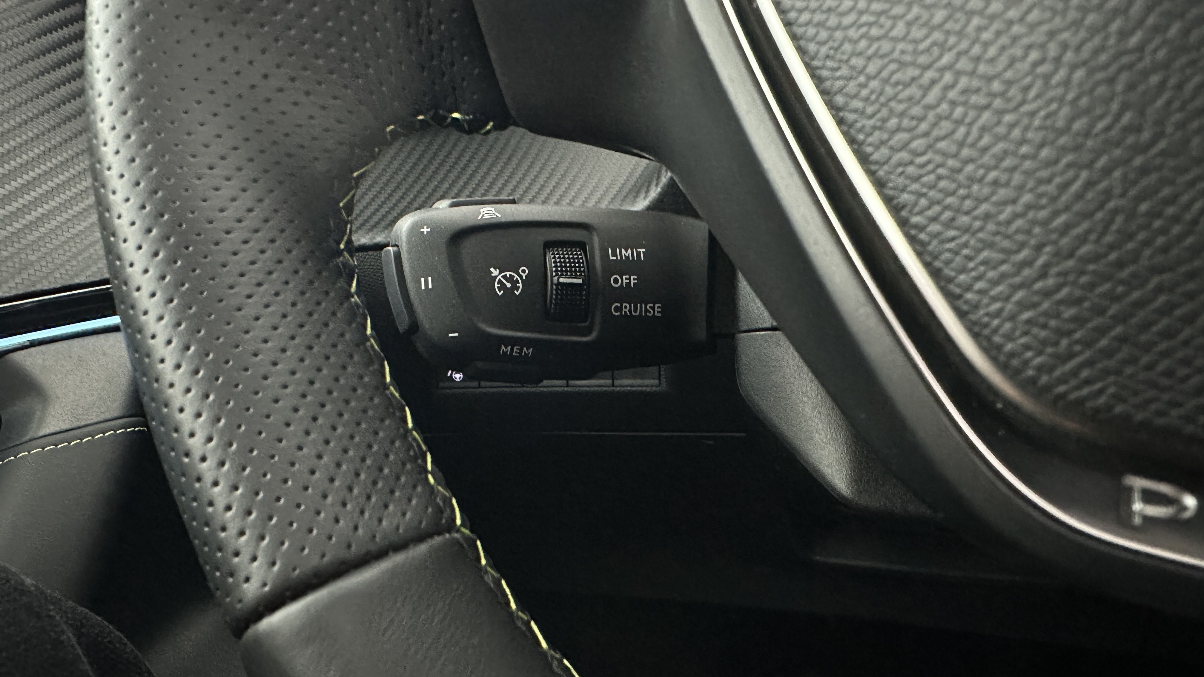 Peugeot 2008 - Image 23