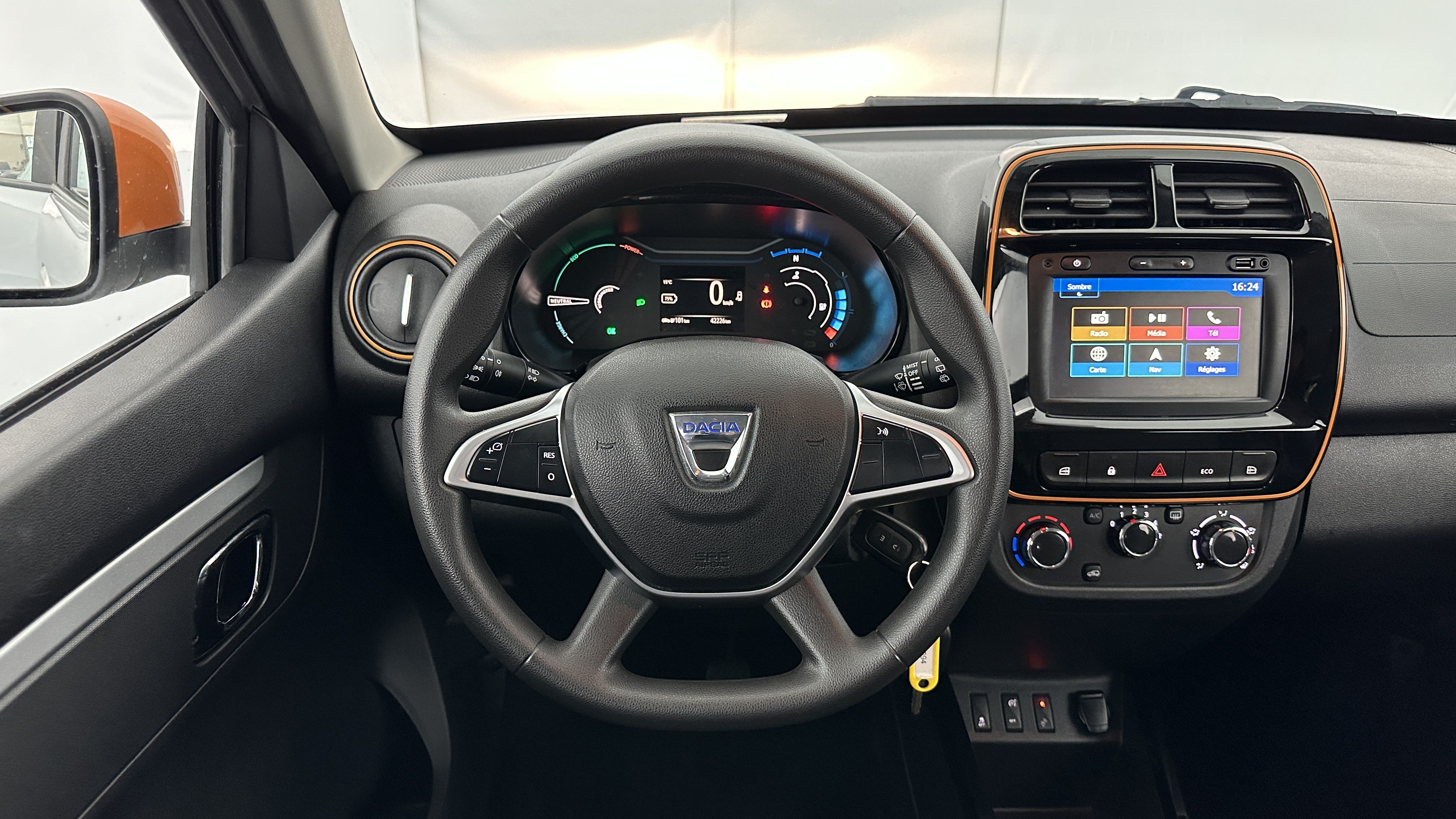 Dacia SPRING - Image 12