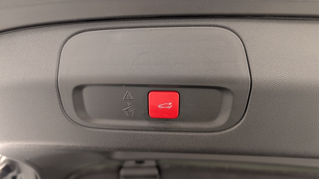 Peugeot 408 - Image 20