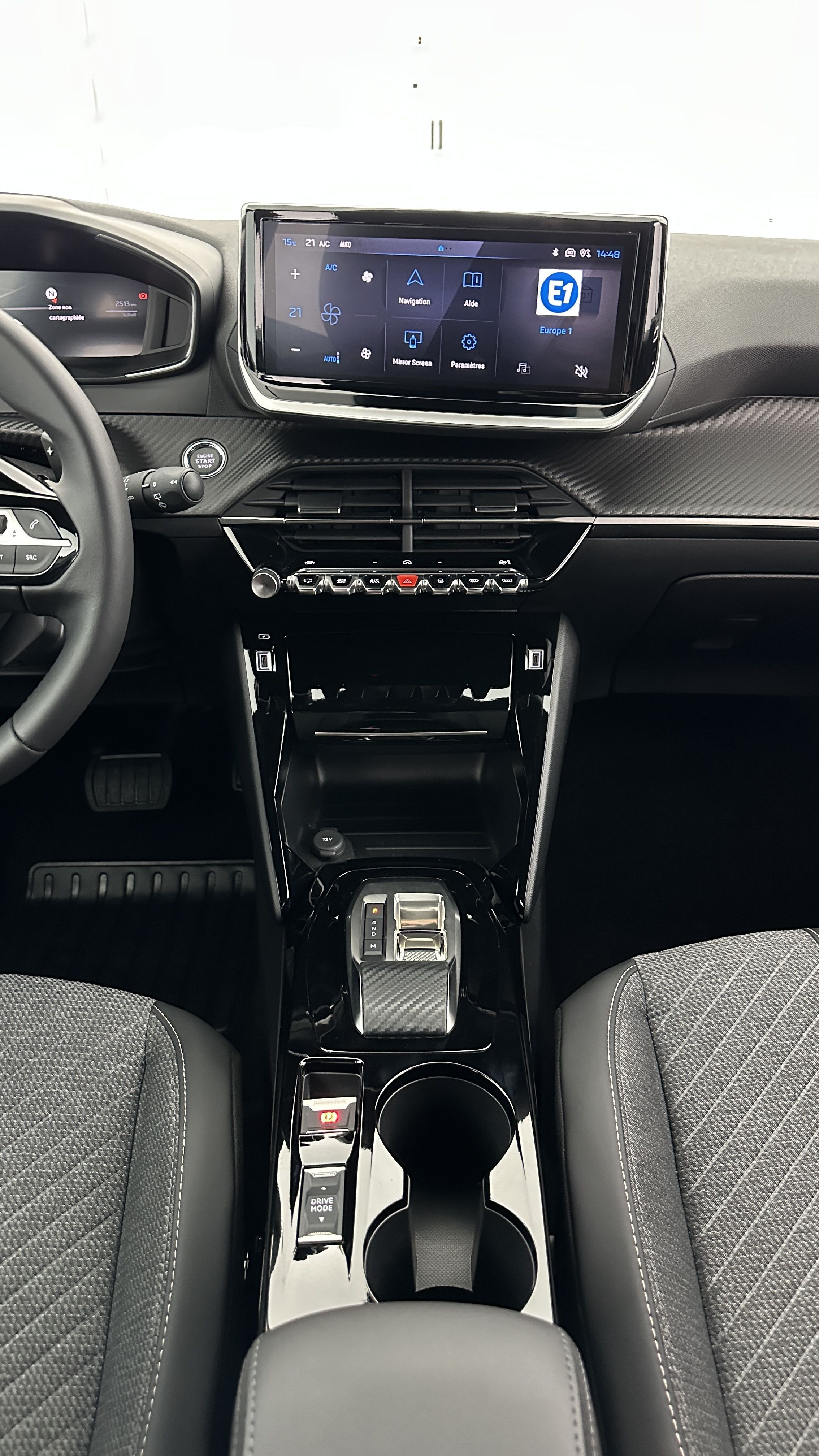 Peugeot 2008 - Image 16