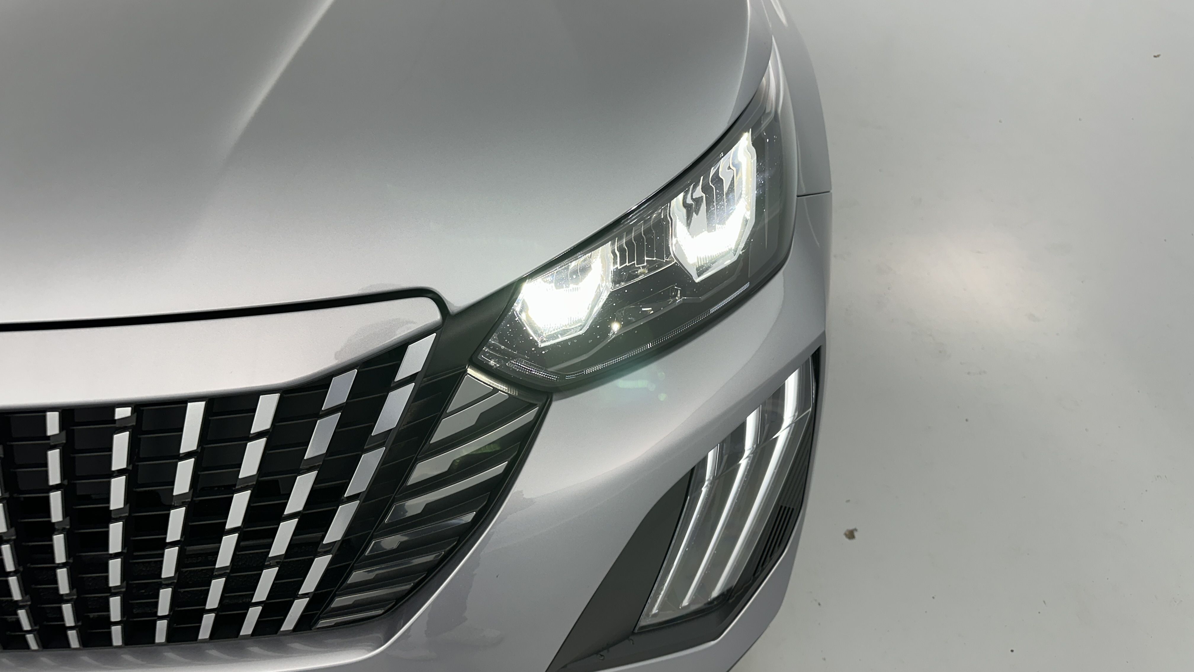 Peugeot 2008 - Image 26