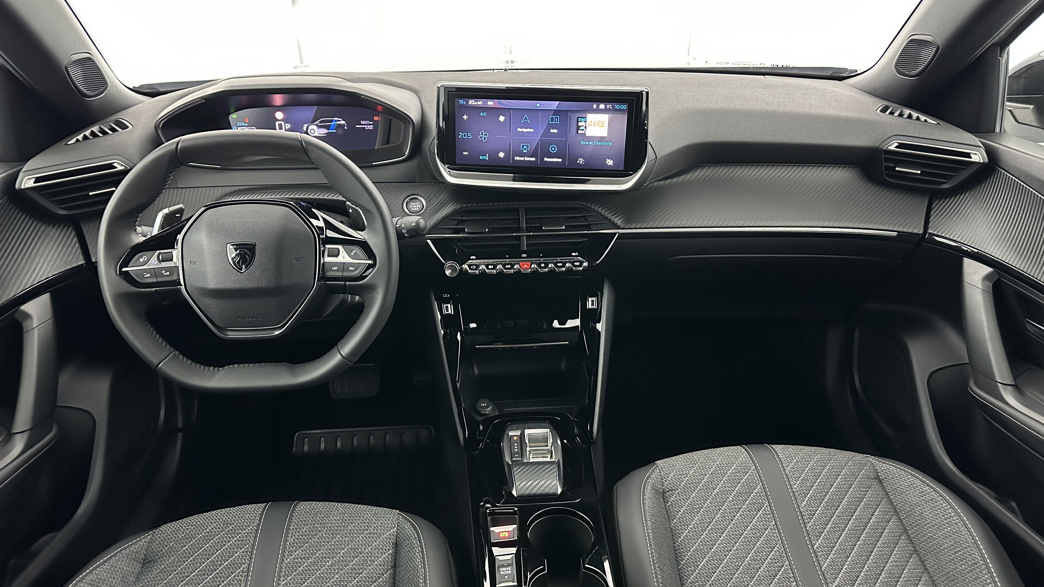 Peugeot 2008 - Image 7