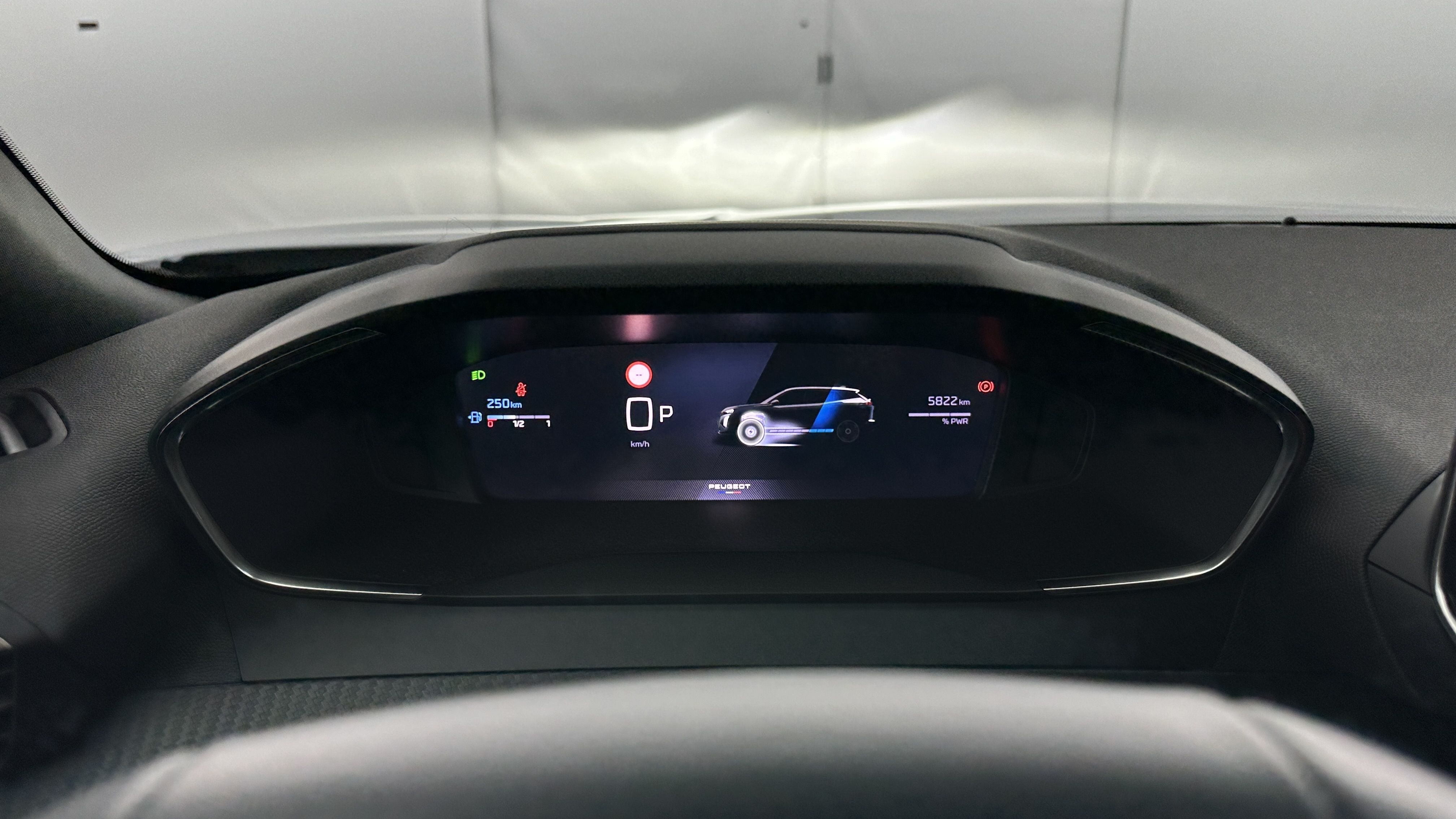 Peugeot 2008 - Image 15