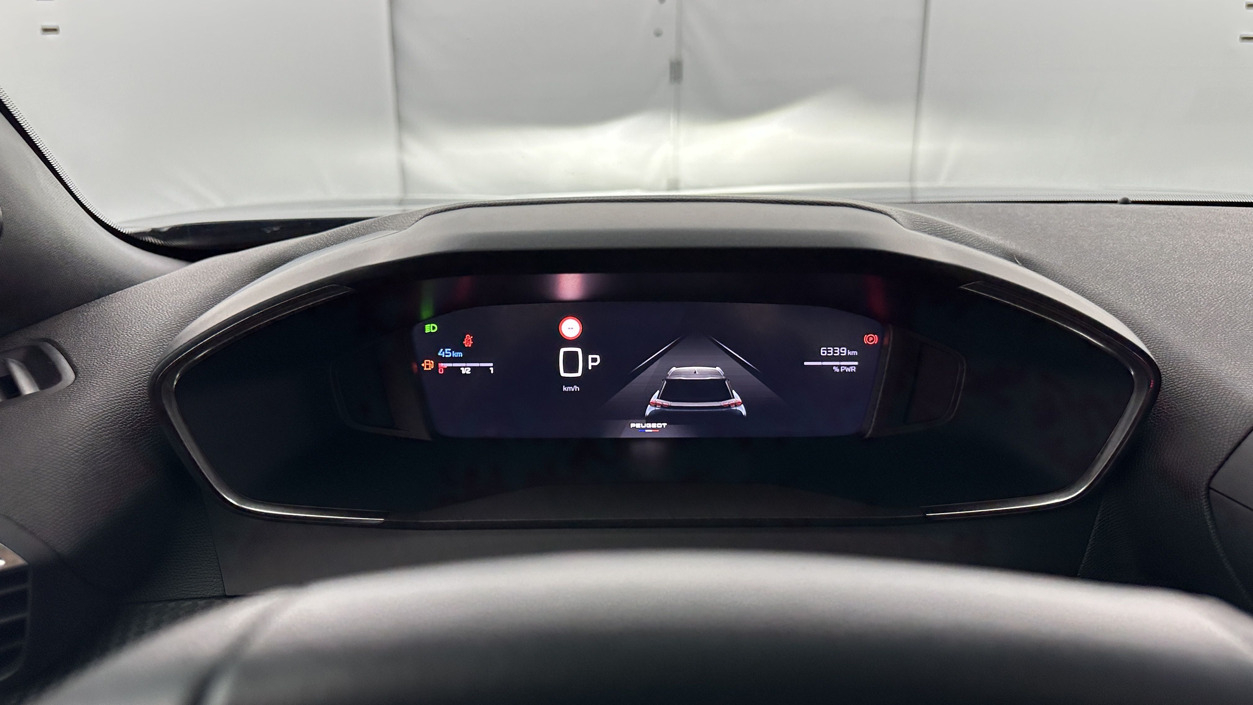 Peugeot 2008 - Image 15