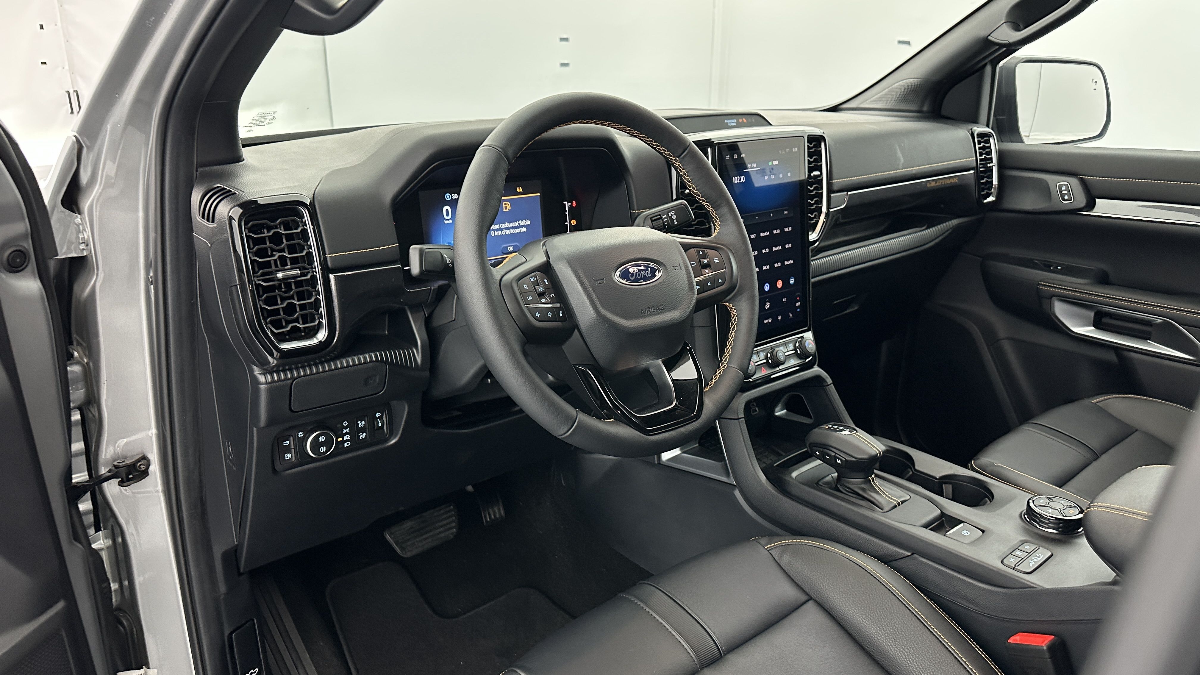 Ford RANGER DC - Image 6