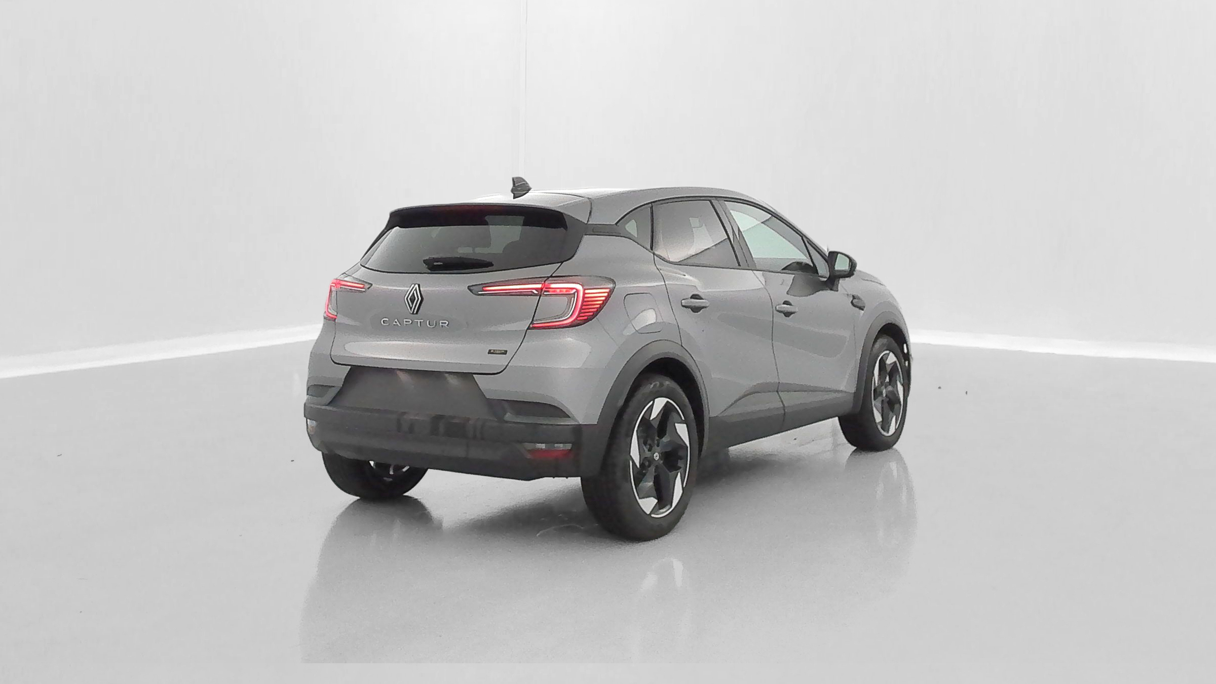 Renault Captur - Image 25