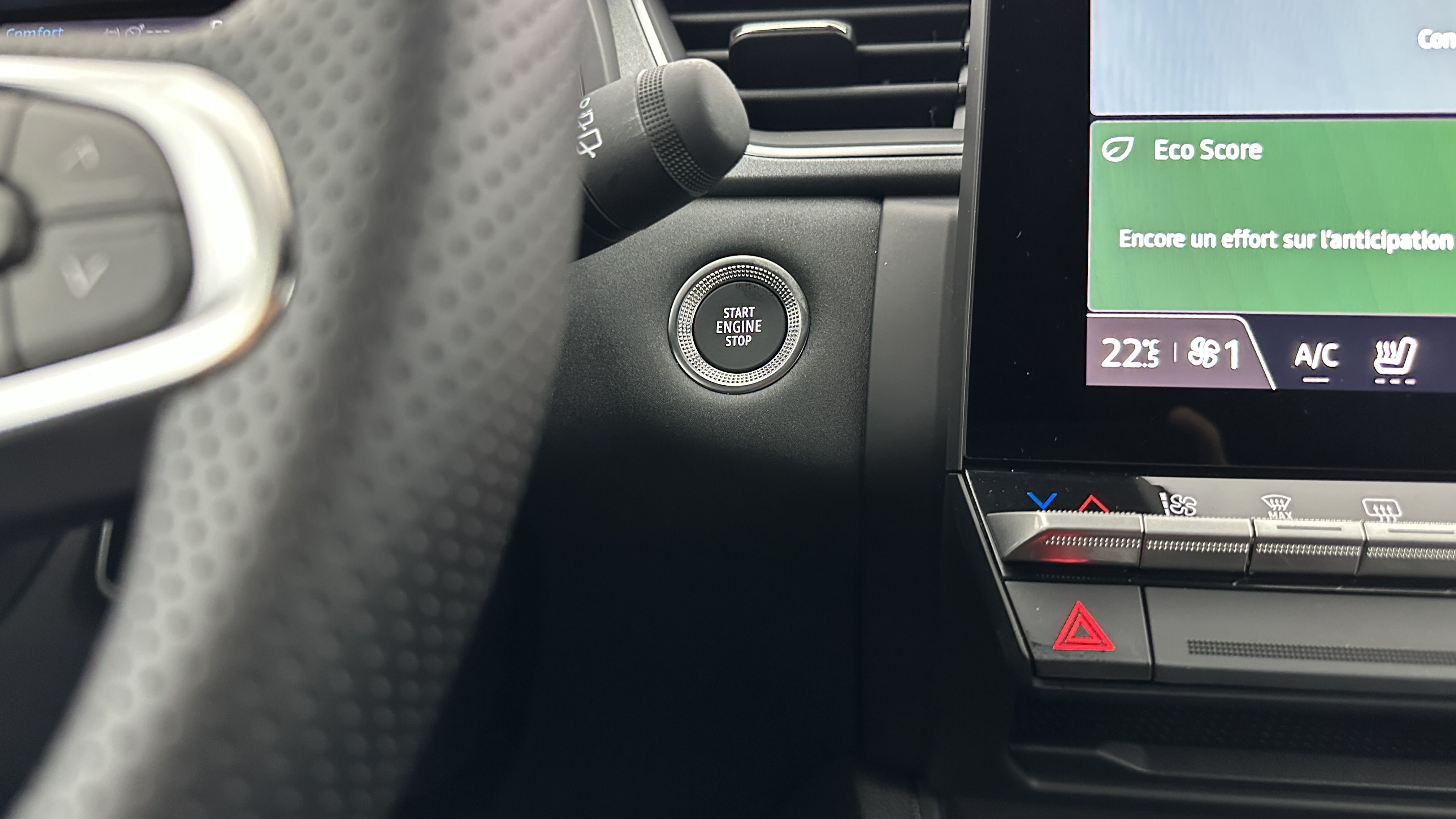 Renault Captur - Image 22