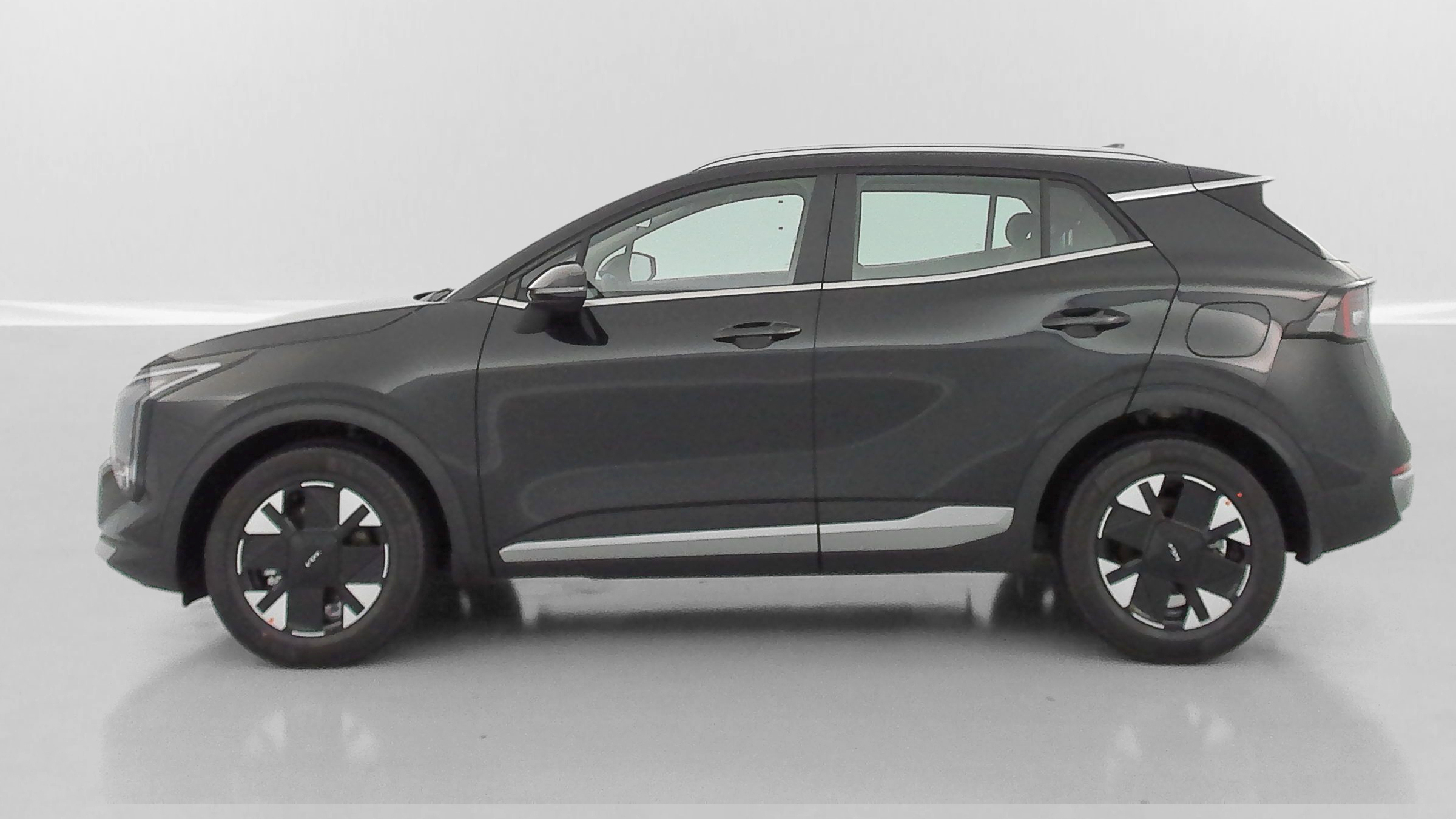 Kia SPORTAGE - Image 4