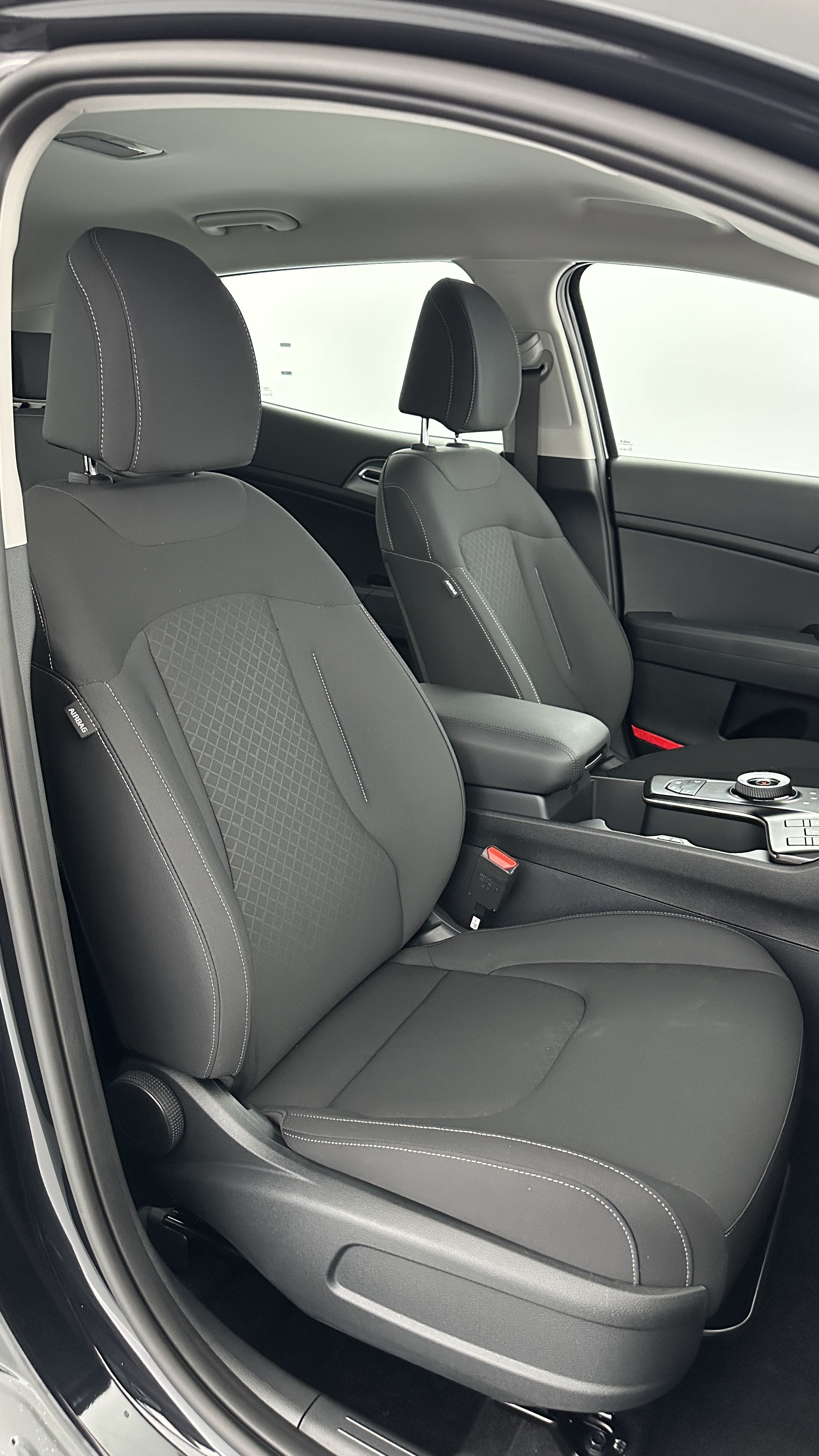 Kia SPORTAGE - Image 18