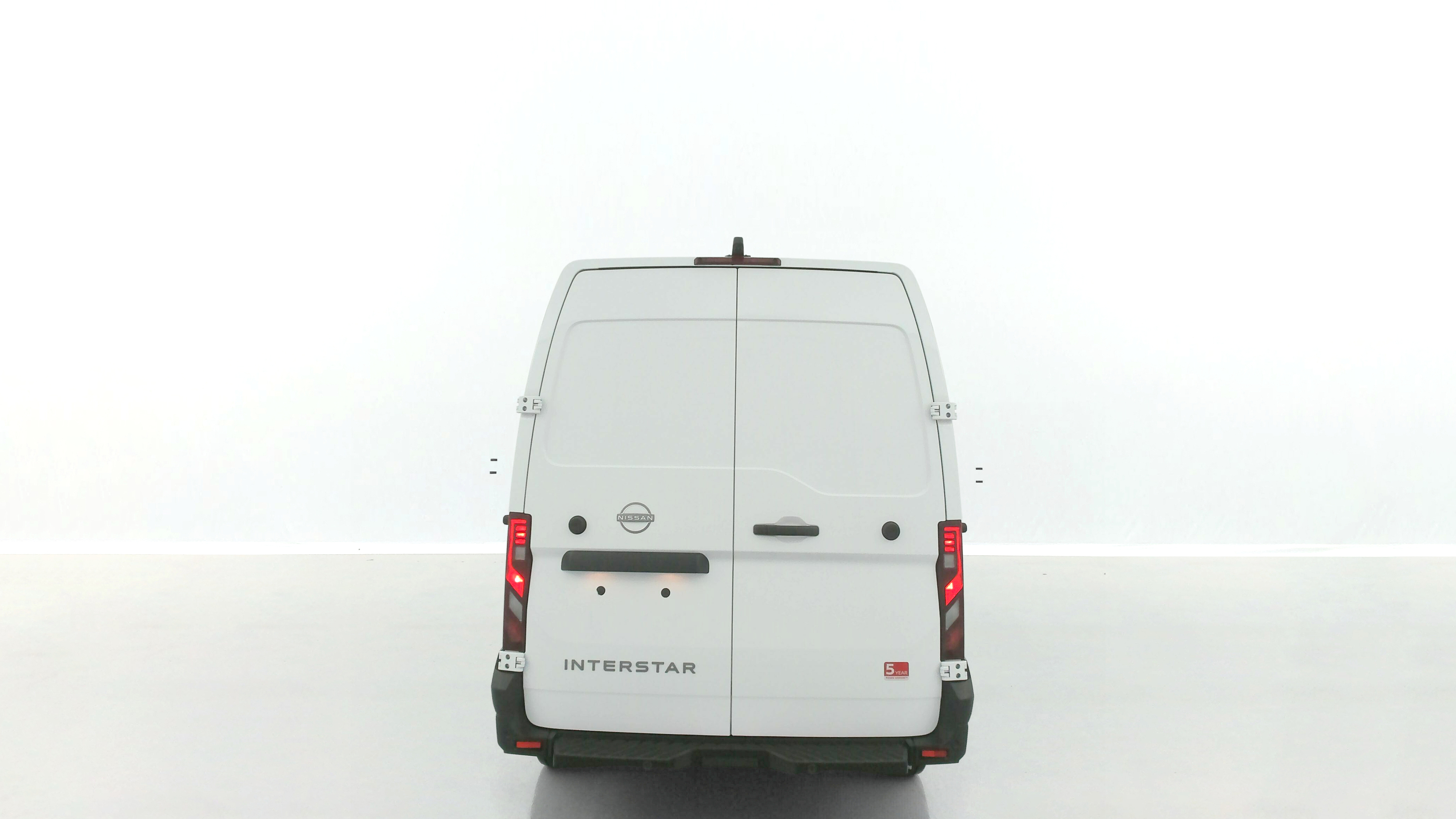 Nissan Interstar Fourgon - Image 16