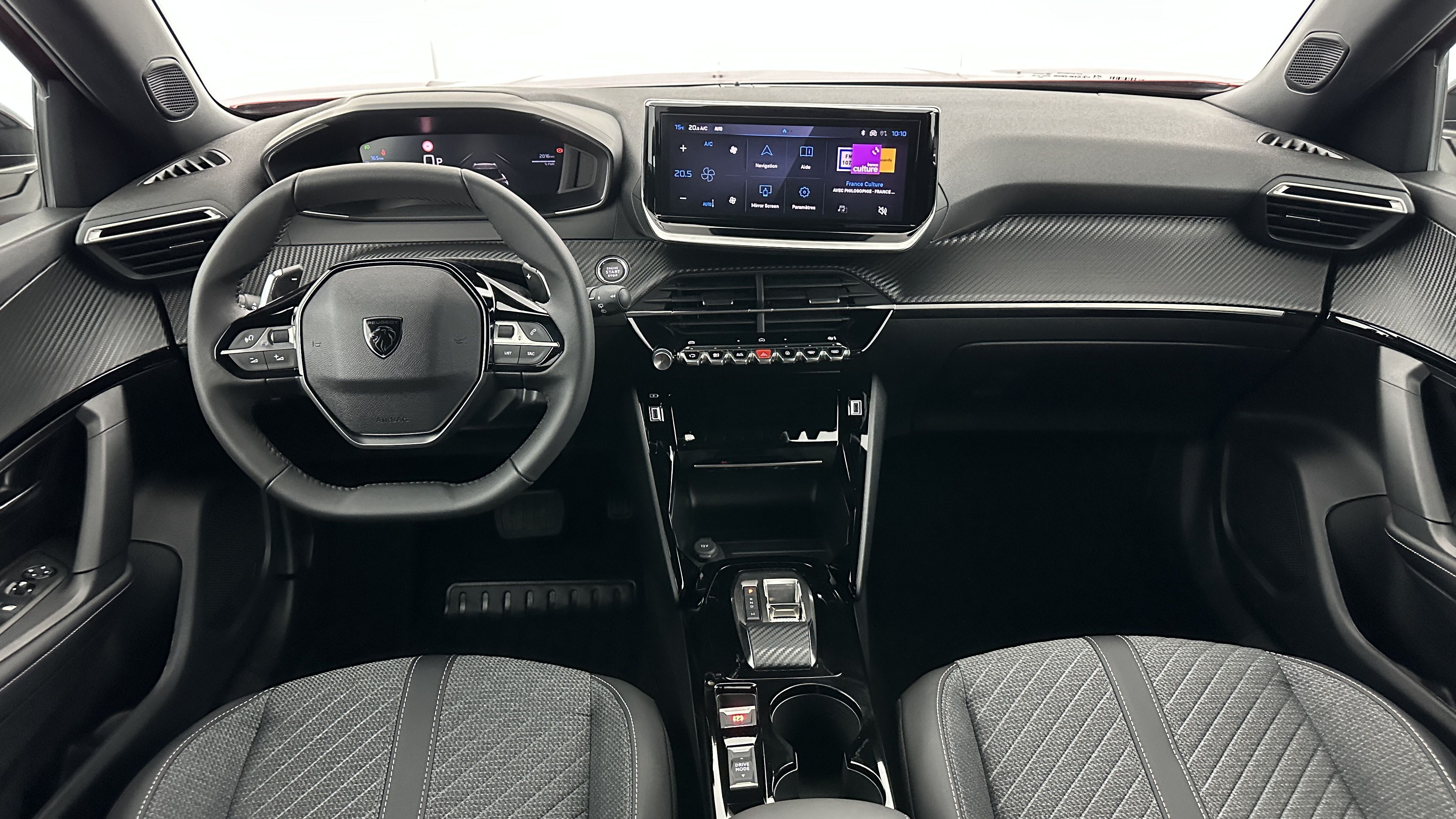 Peugeot 2008 - Image 7