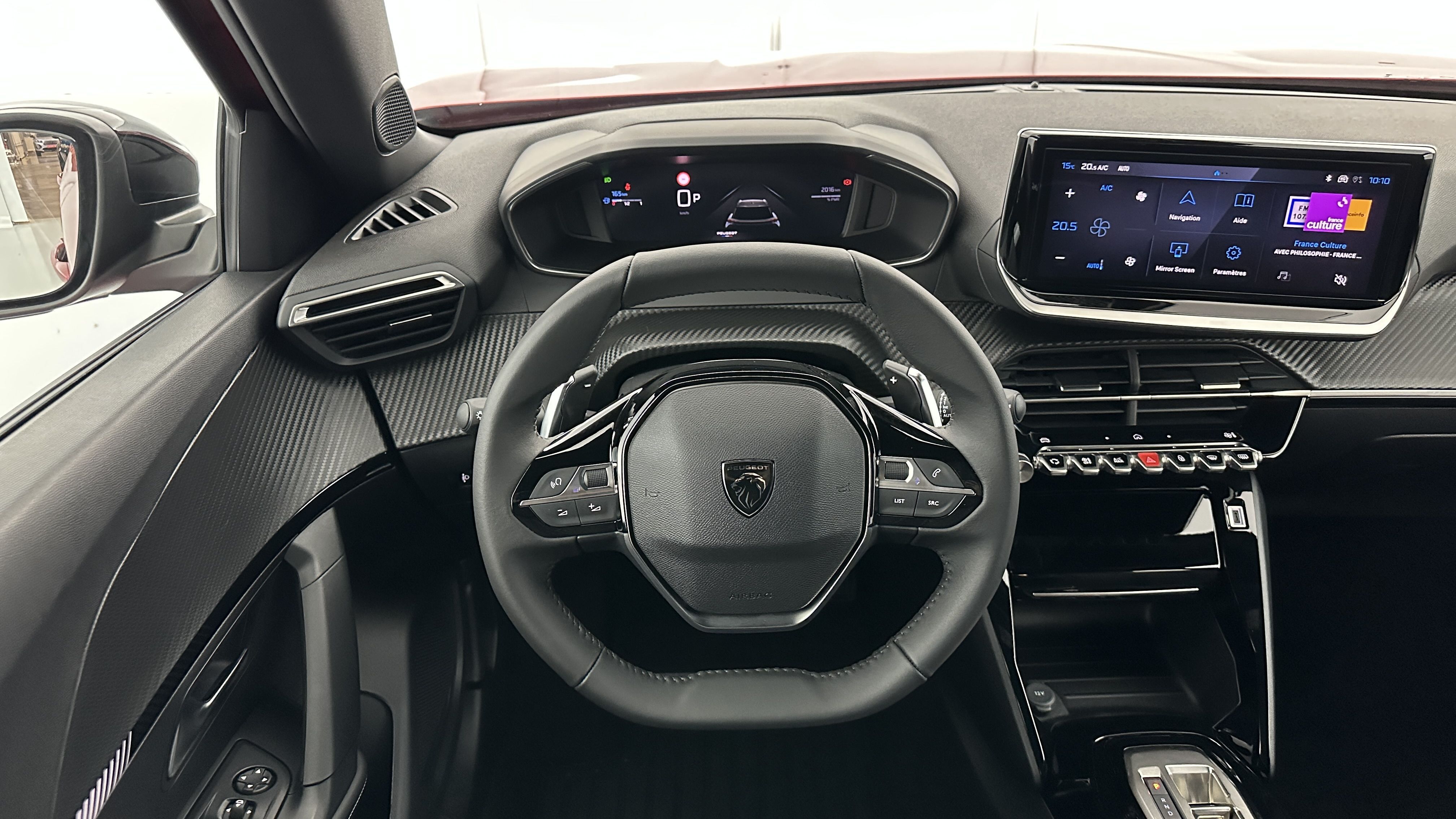 Peugeot 2008 - Image 13