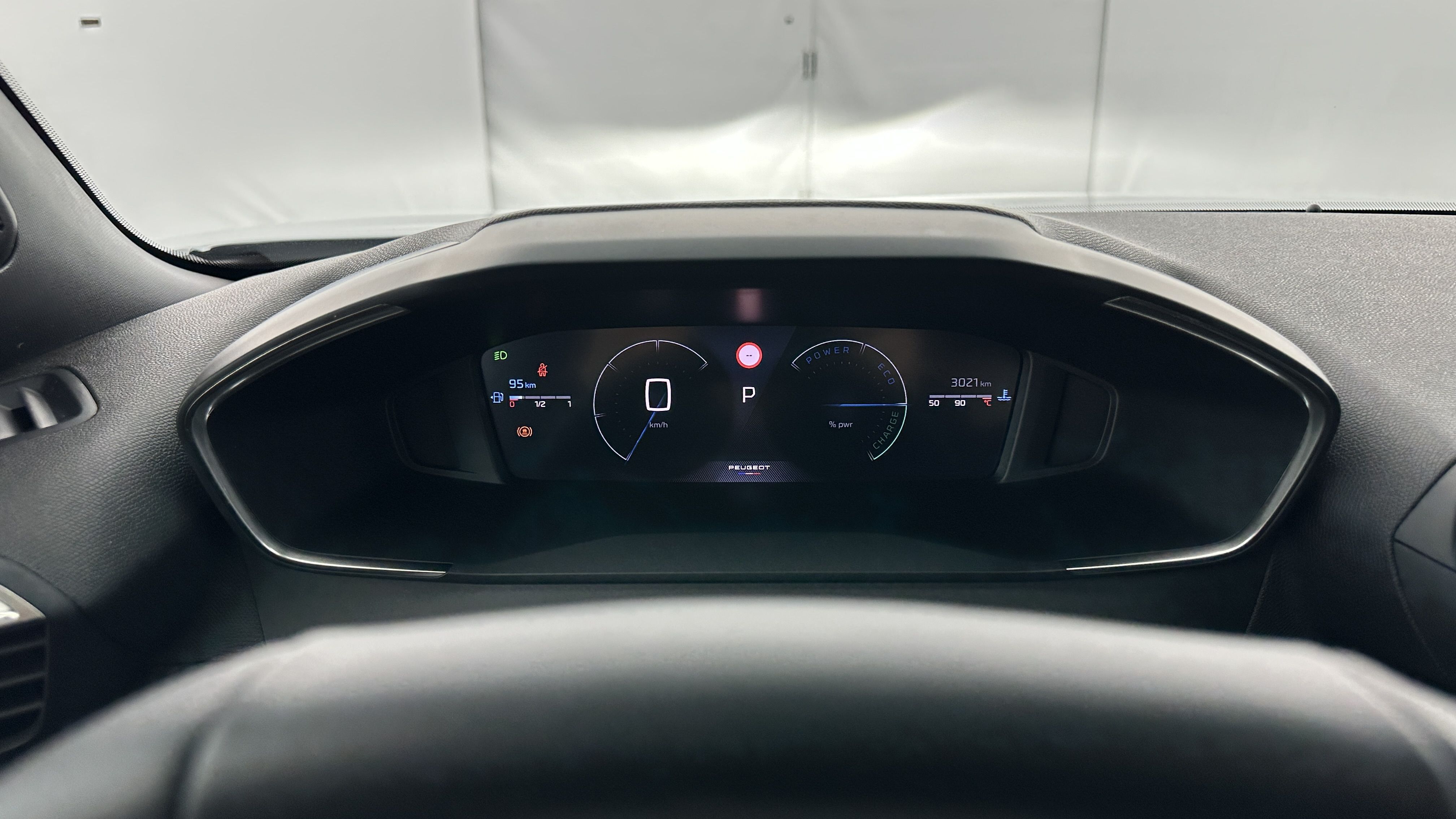 Peugeot 2008 - Image 14