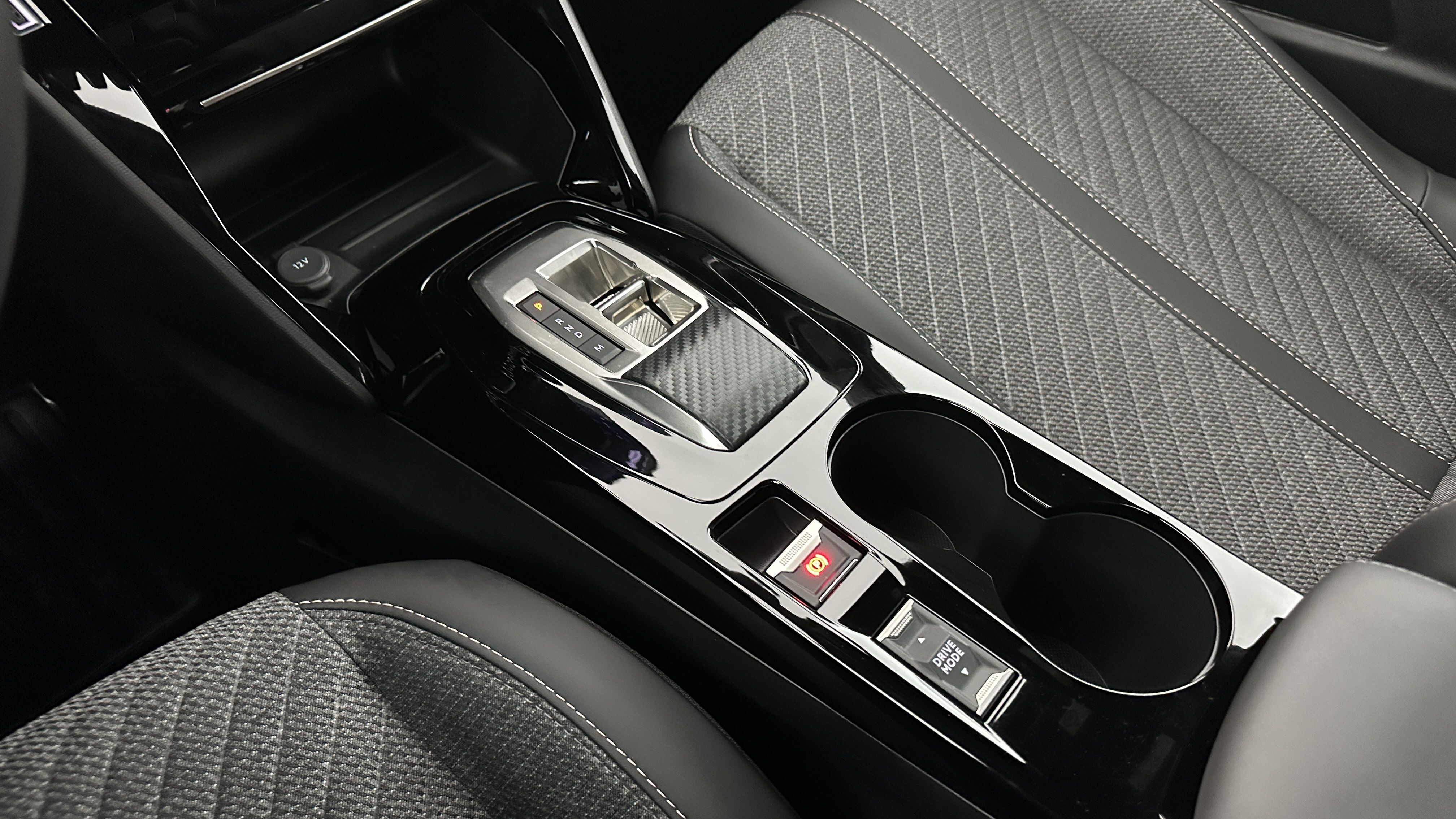 Peugeot 2008 - Image 17