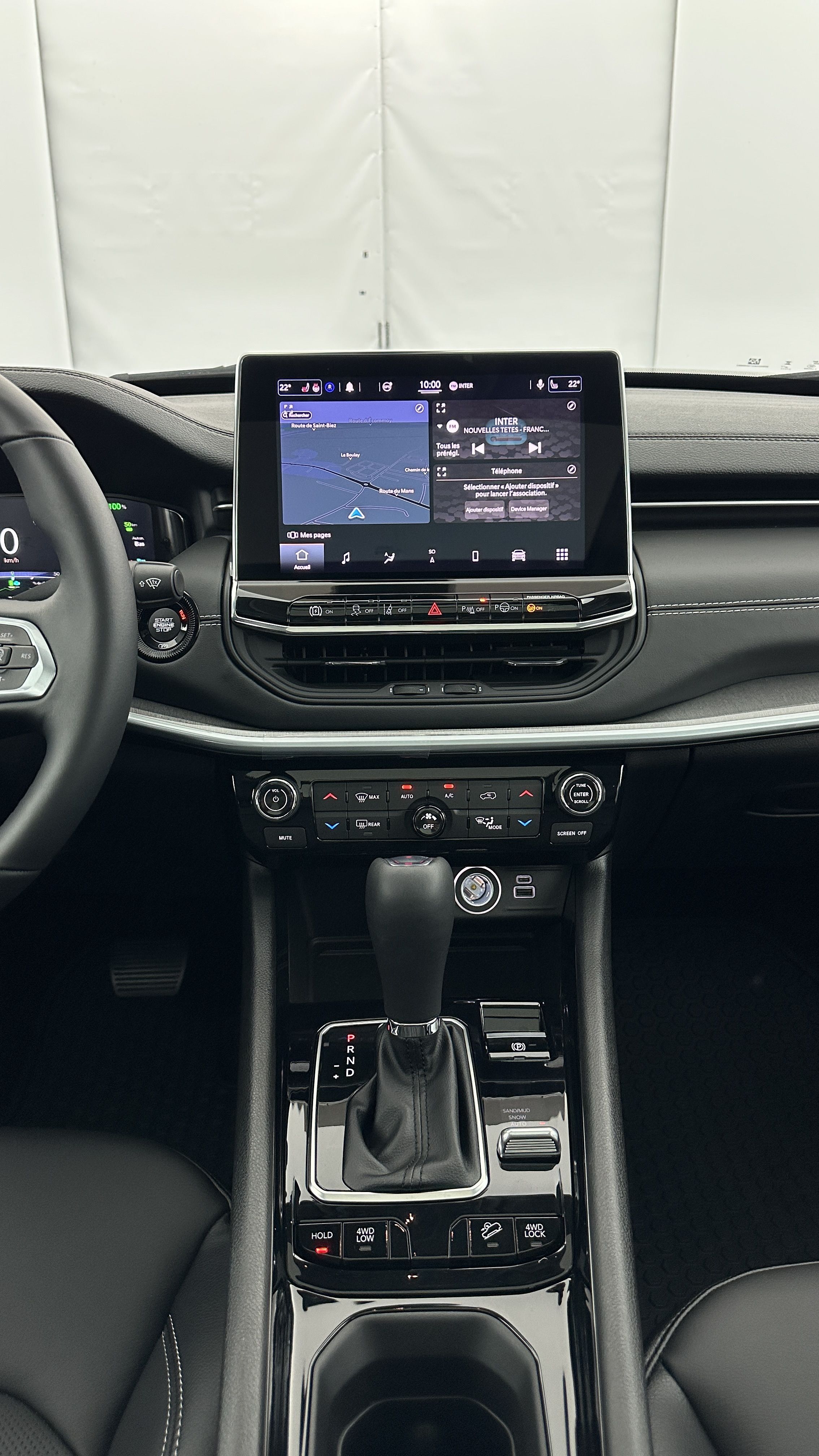 Jeep Compass - Image 16