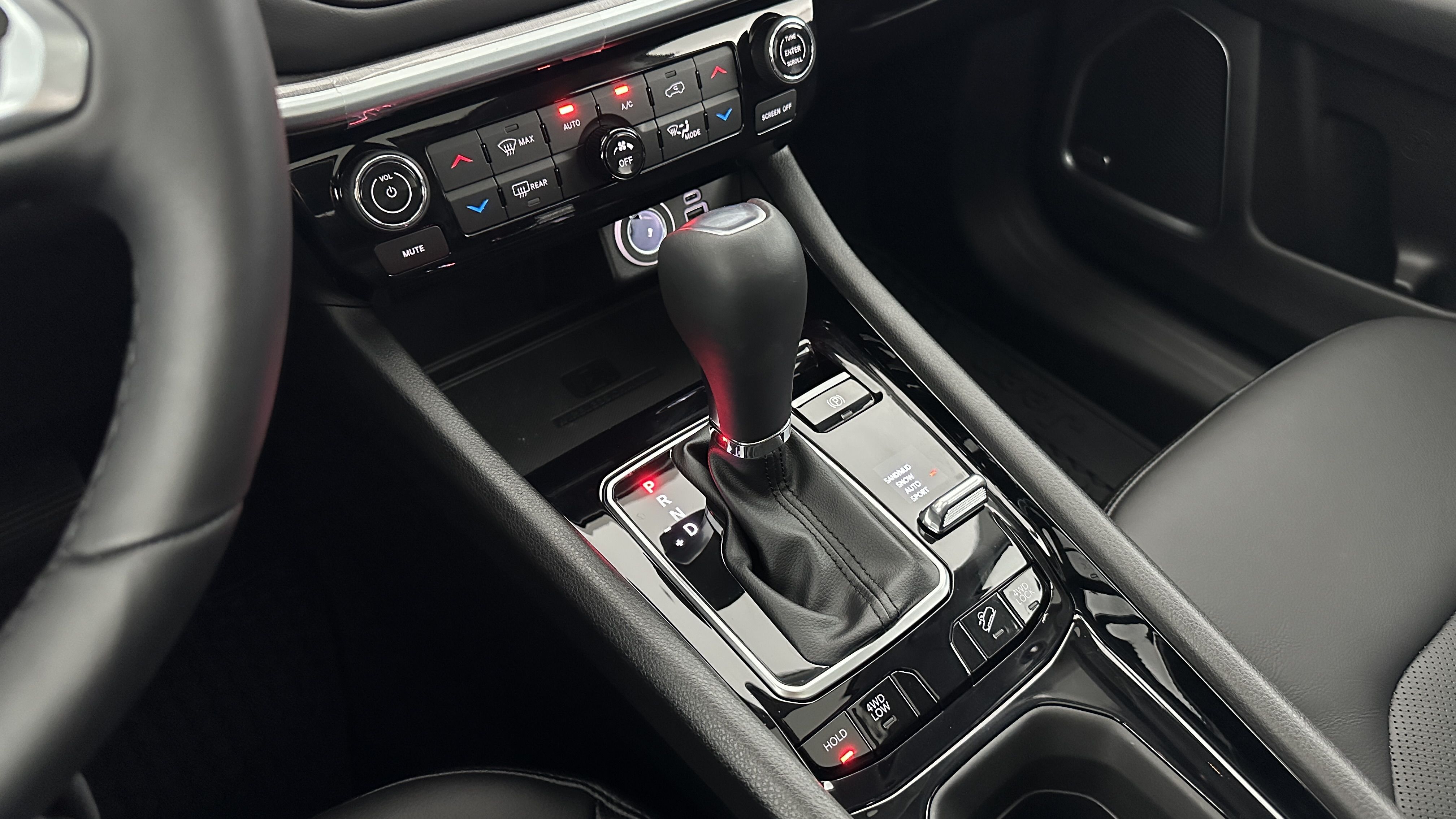 Jeep Compass - Image 17