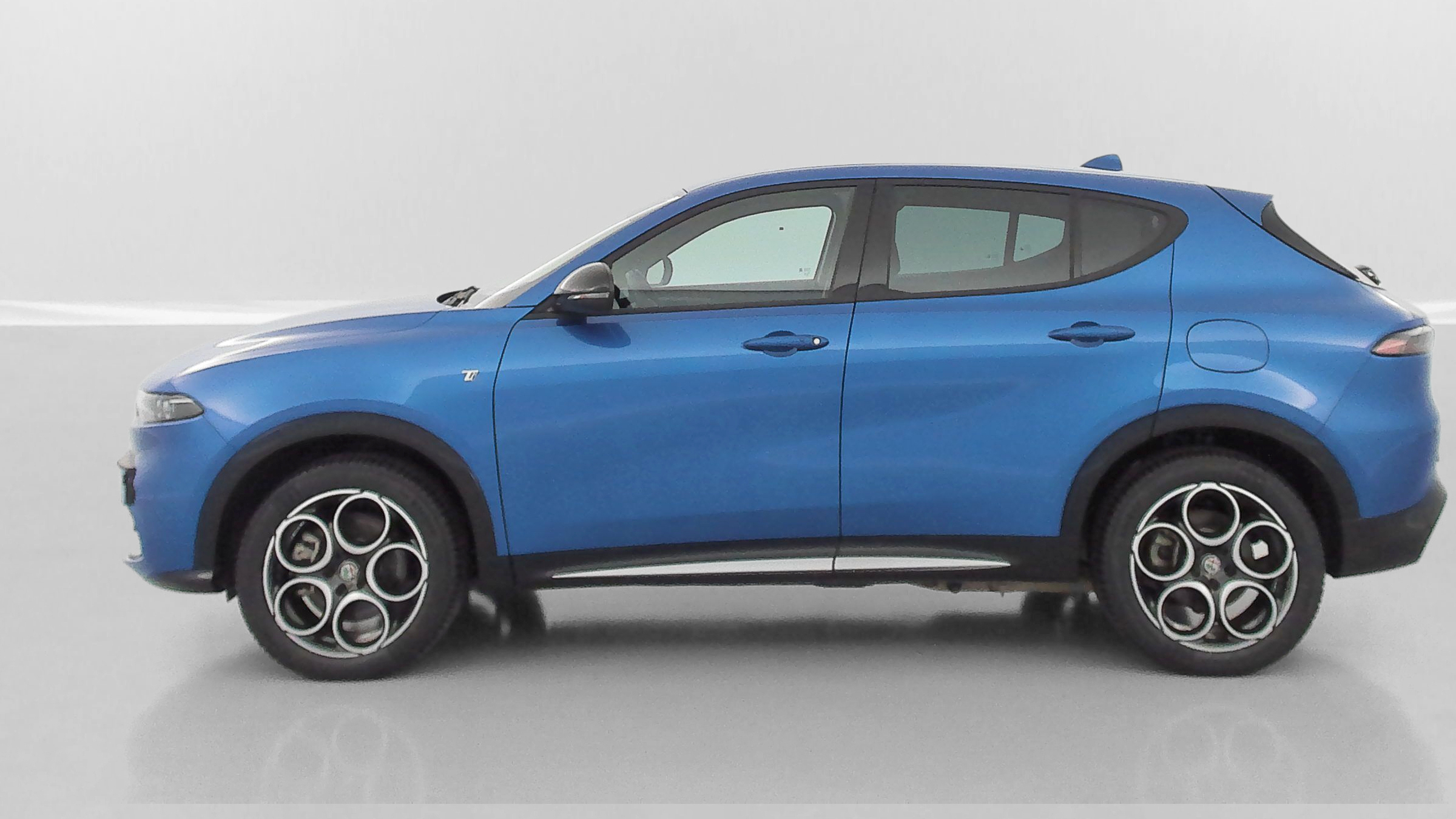 Alfa Romeo TONALE - Image 4