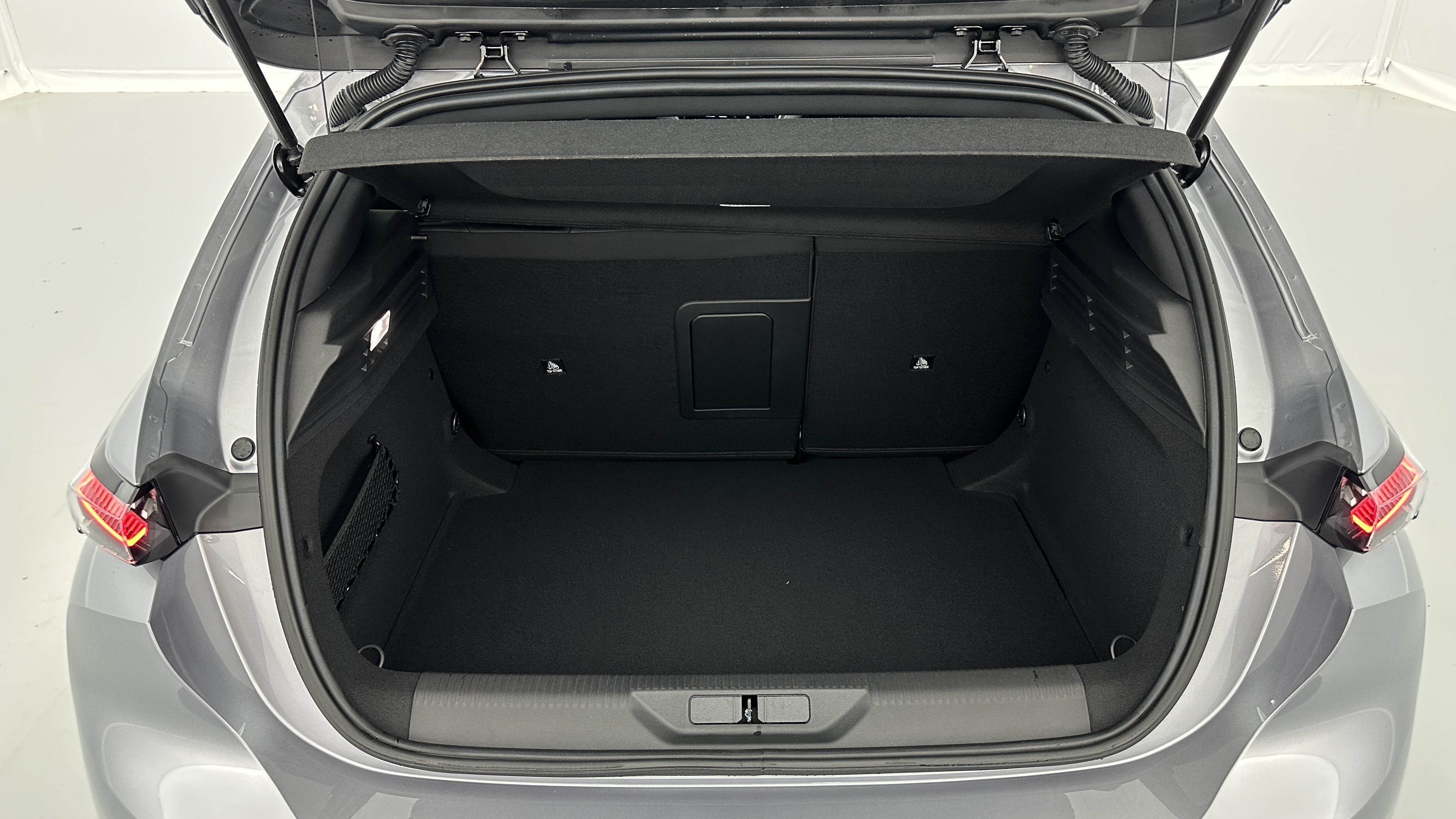 Peugeot 308 - Image 10