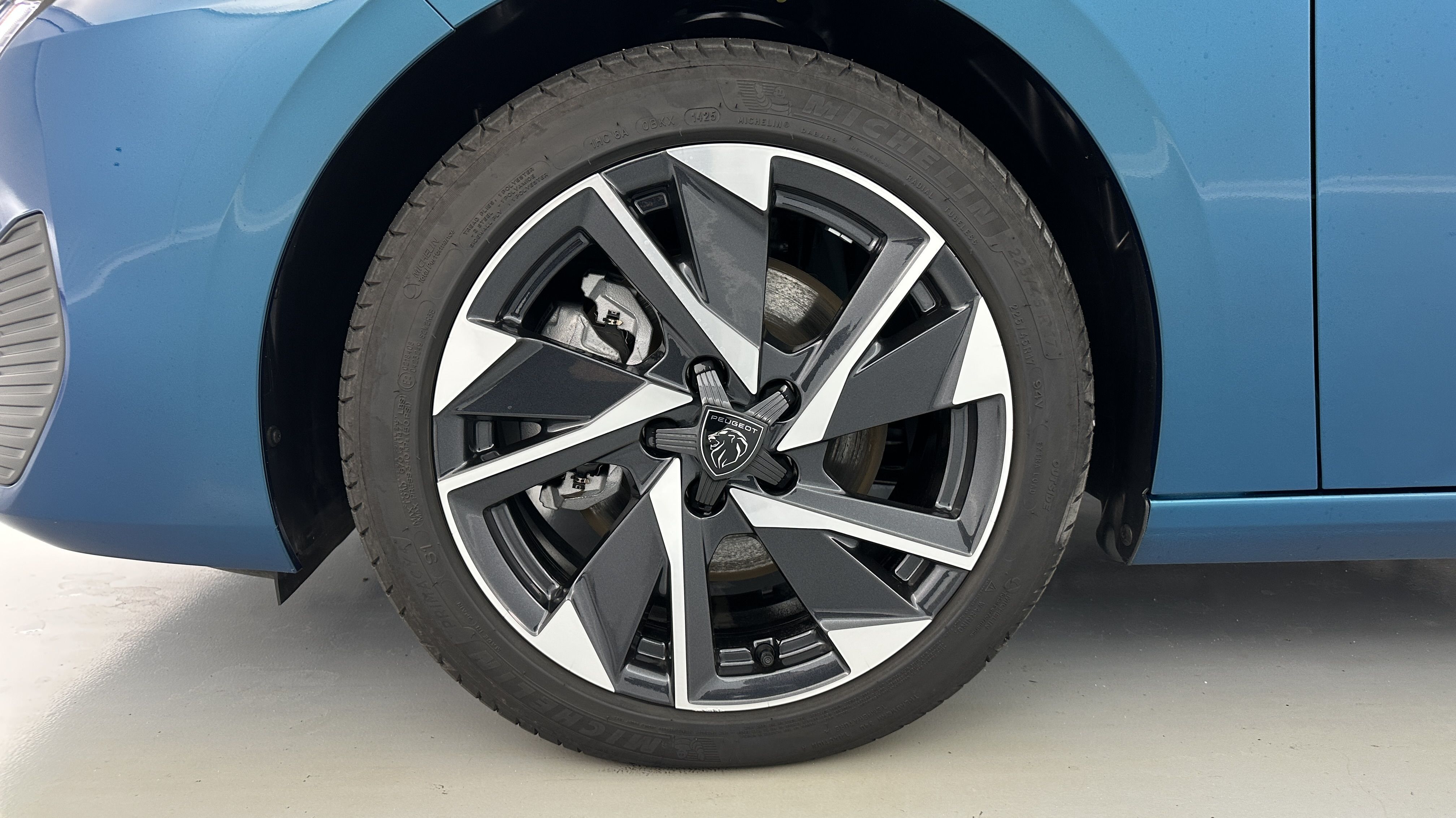 Peugeot 308 - Image 11