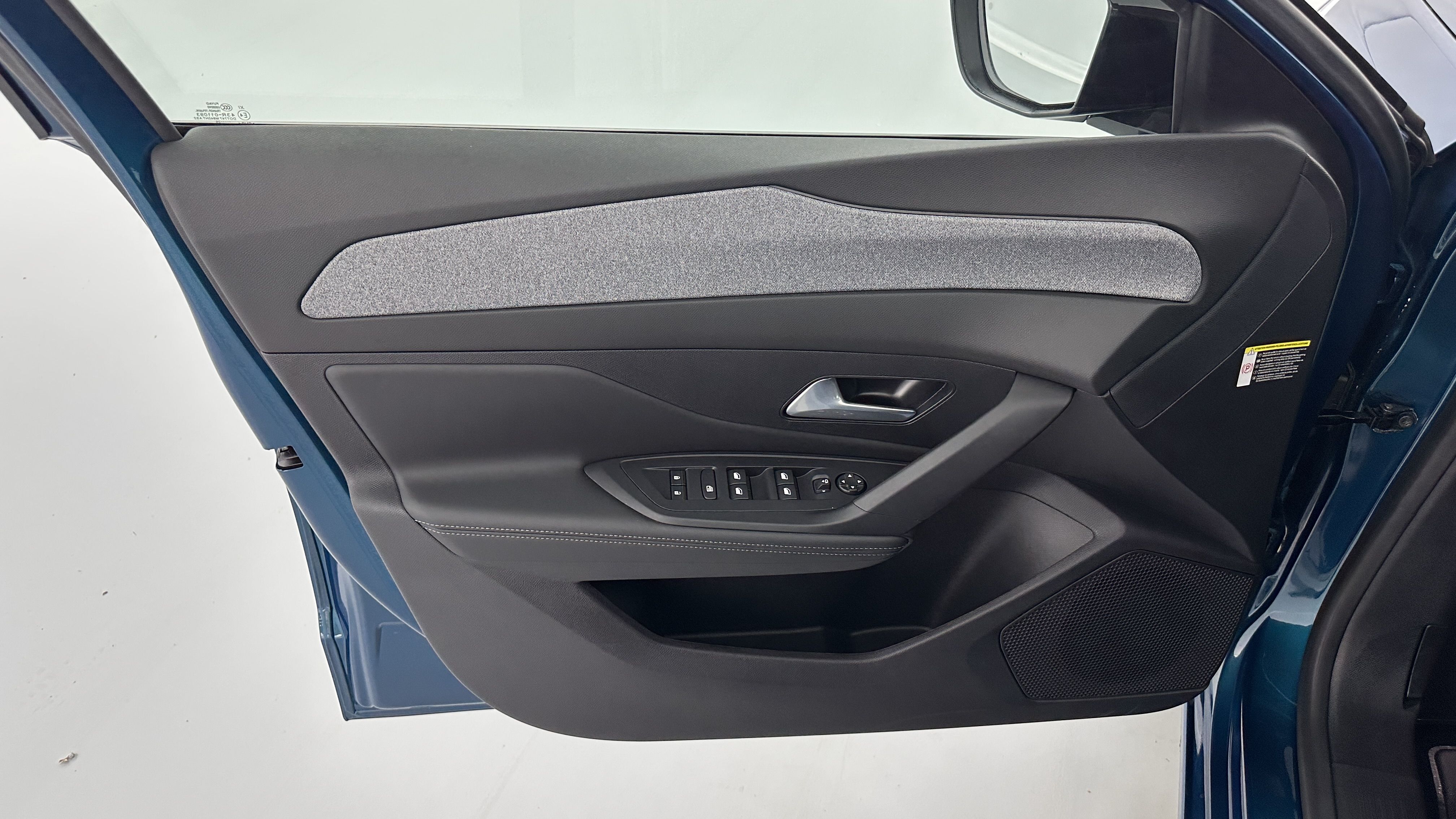 Peugeot 308 - Image 12