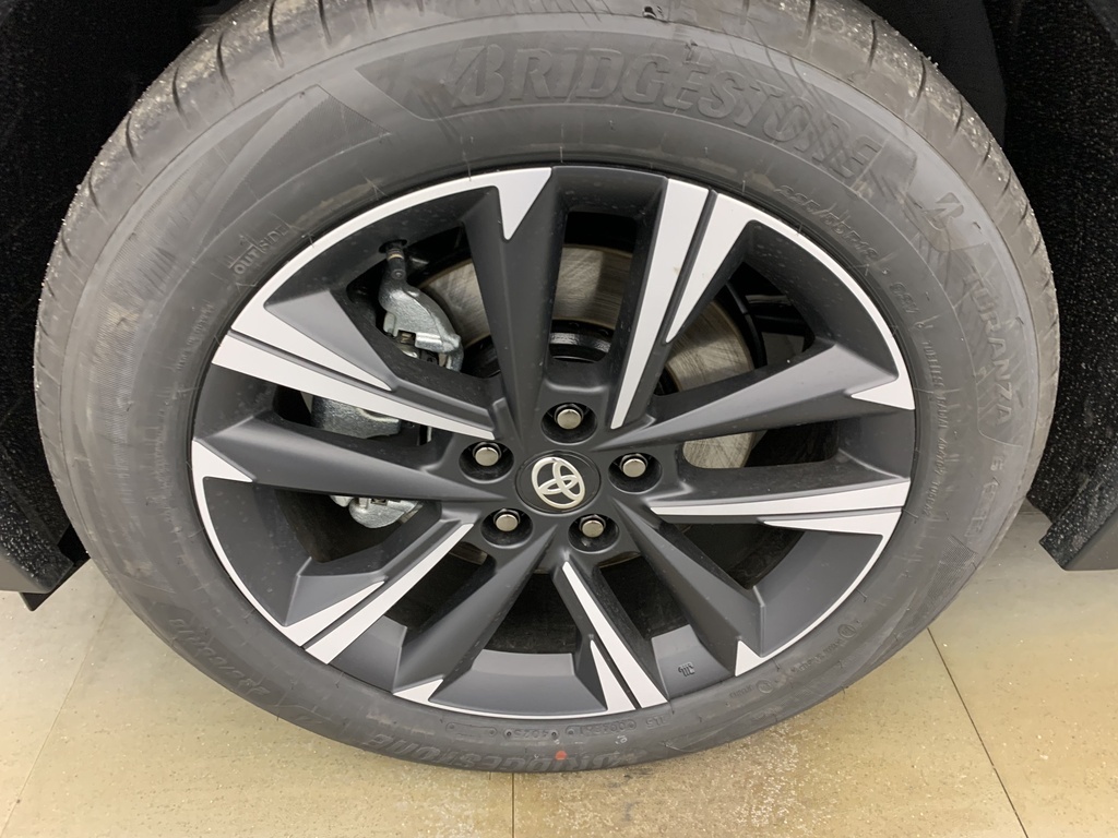 Toyota C-HR - Image 22