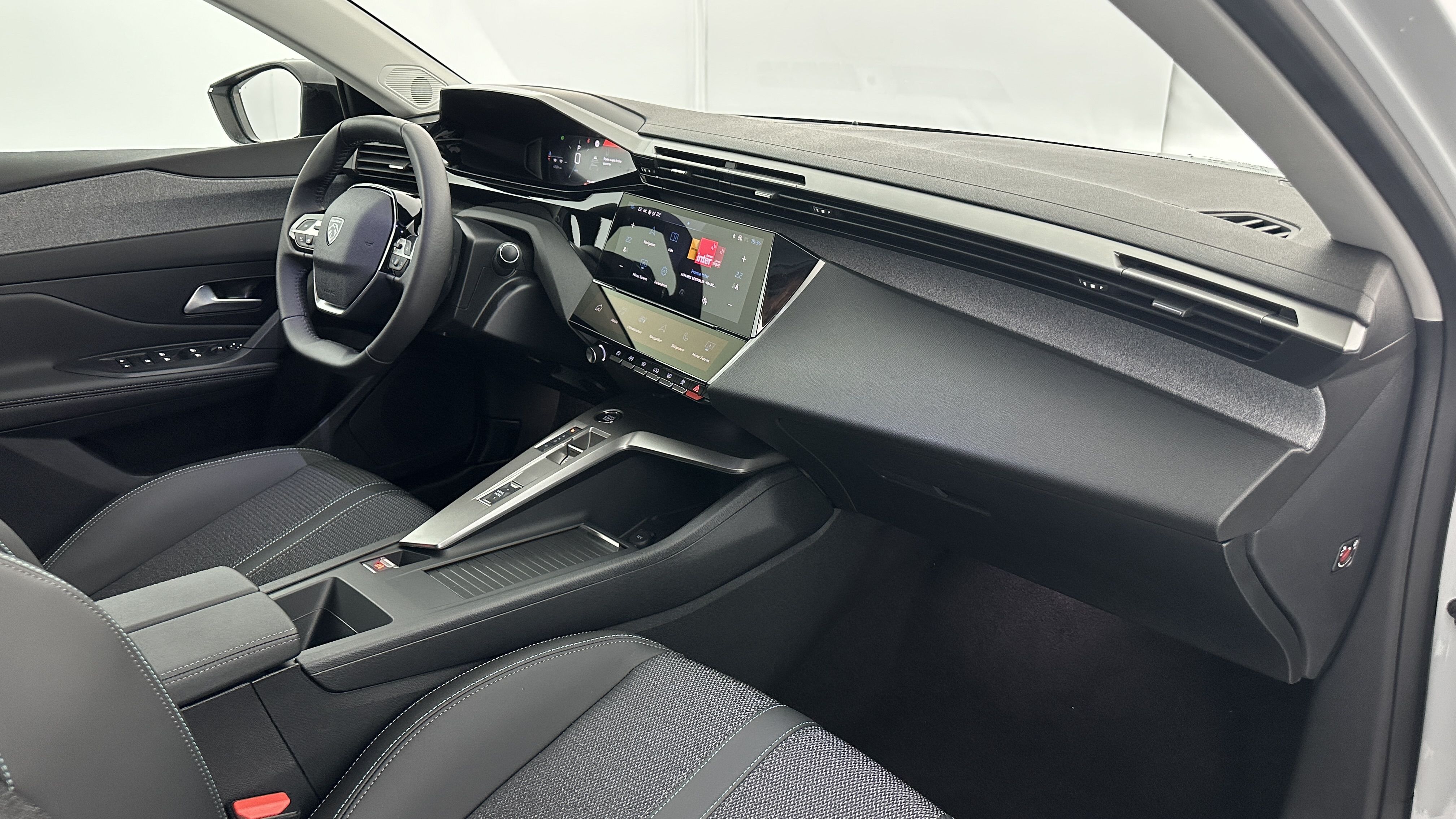 Peugeot 308 - Image 8