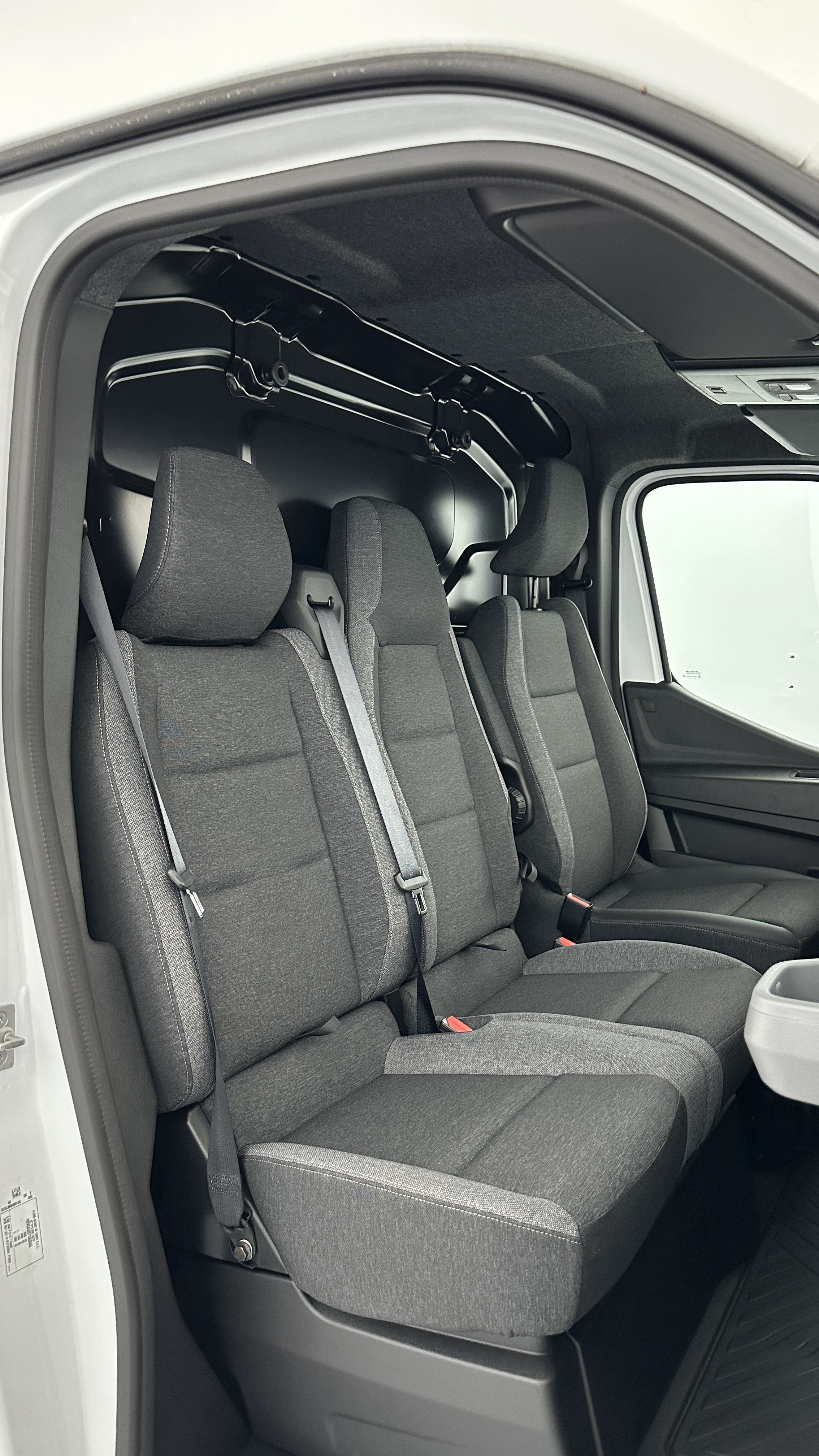 Nissan Interstar Fourgon - Image 10