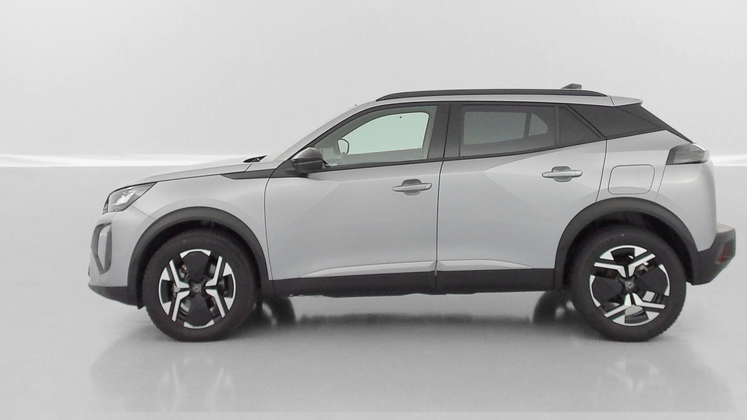 Peugeot 2008 - Image 4