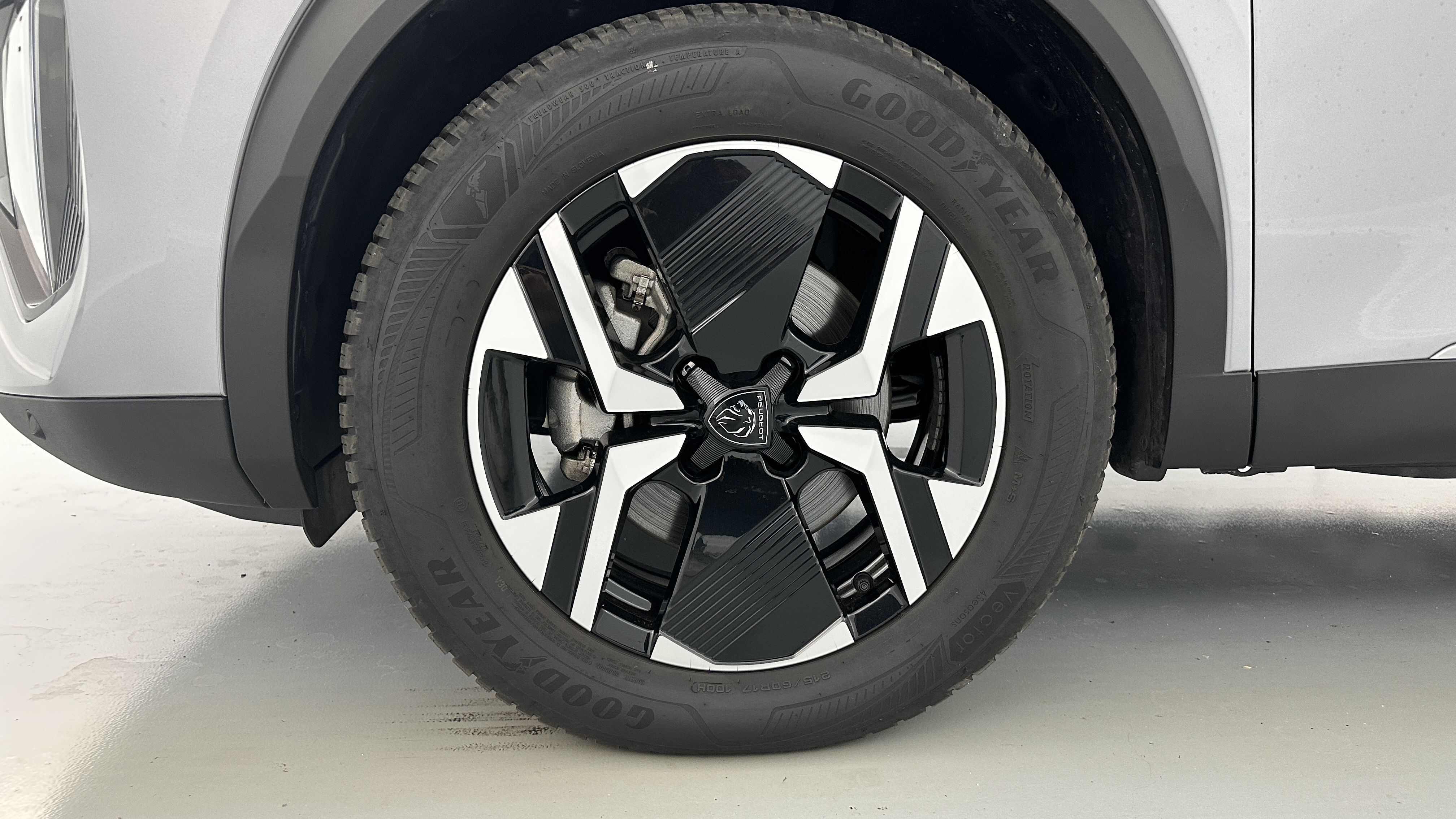 Peugeot 2008 - Image 12