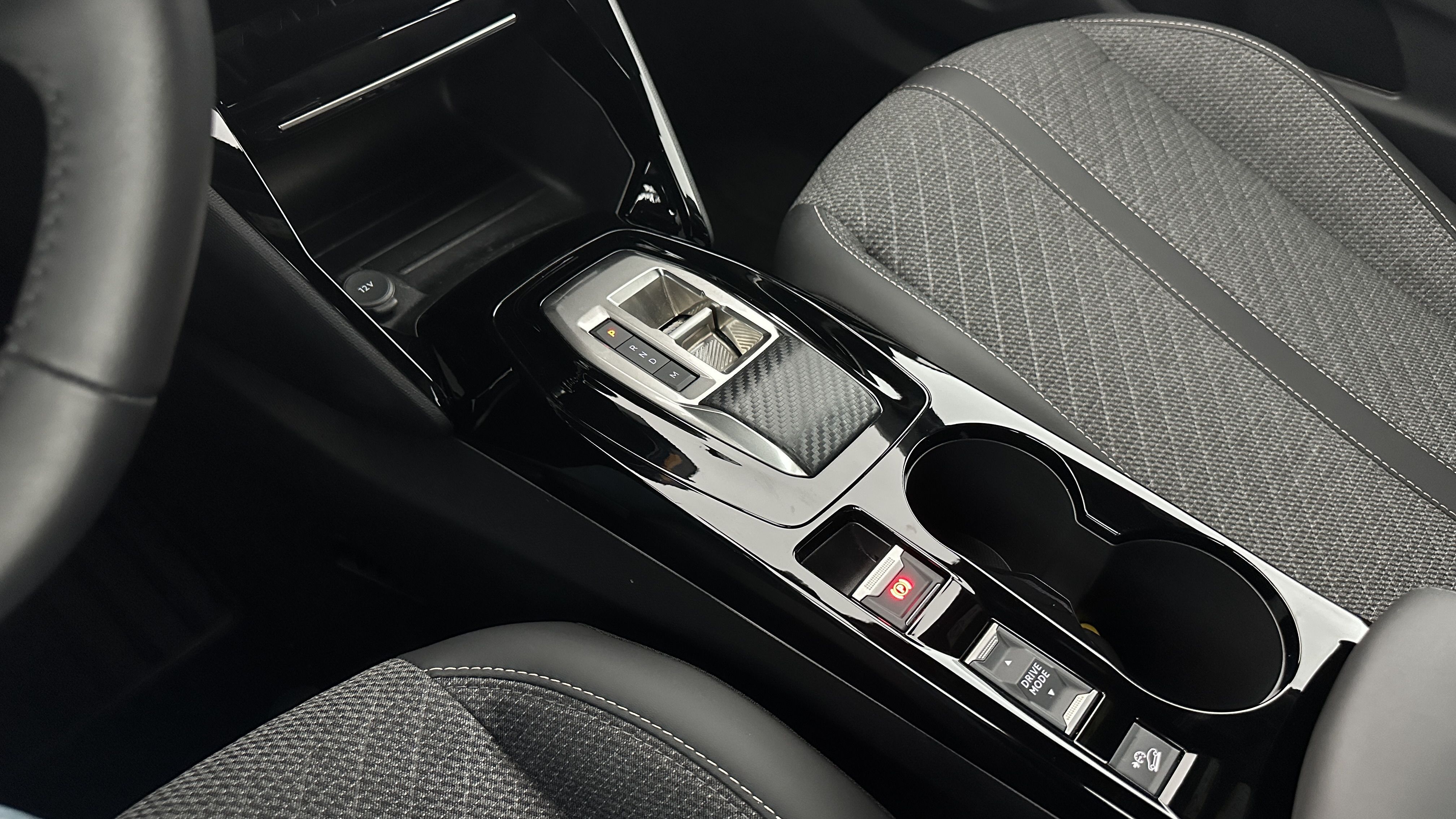 Peugeot 2008 - Image 17