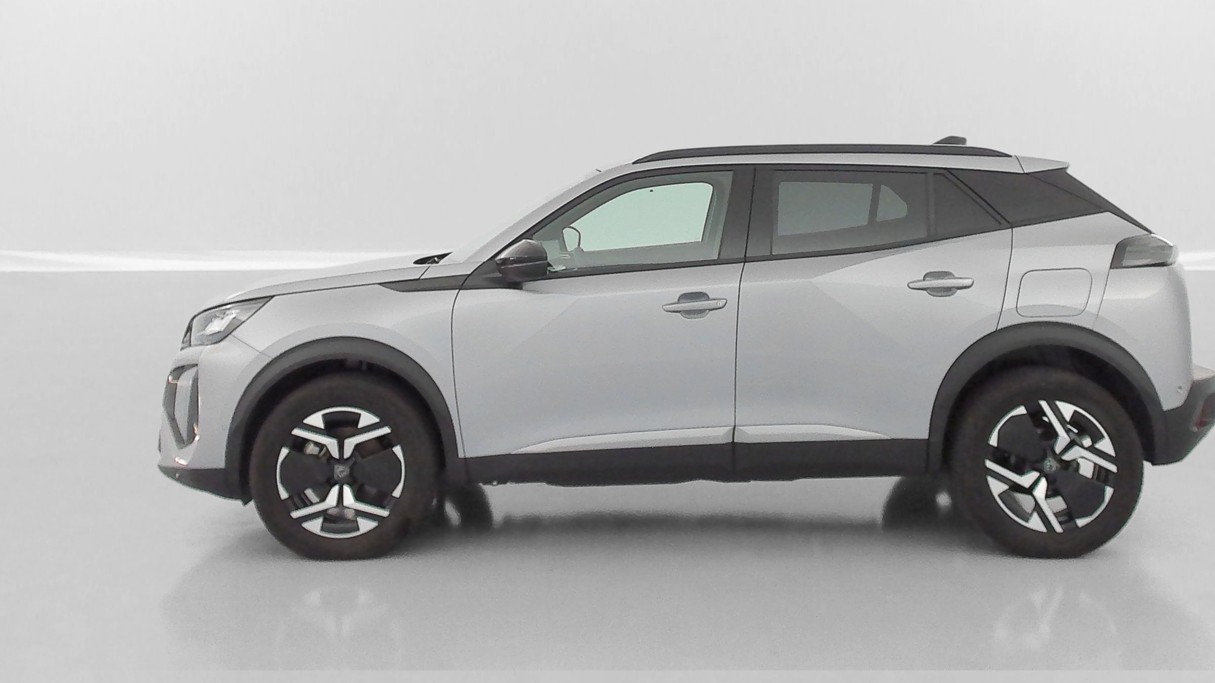 Peugeot 2008 - Image 4