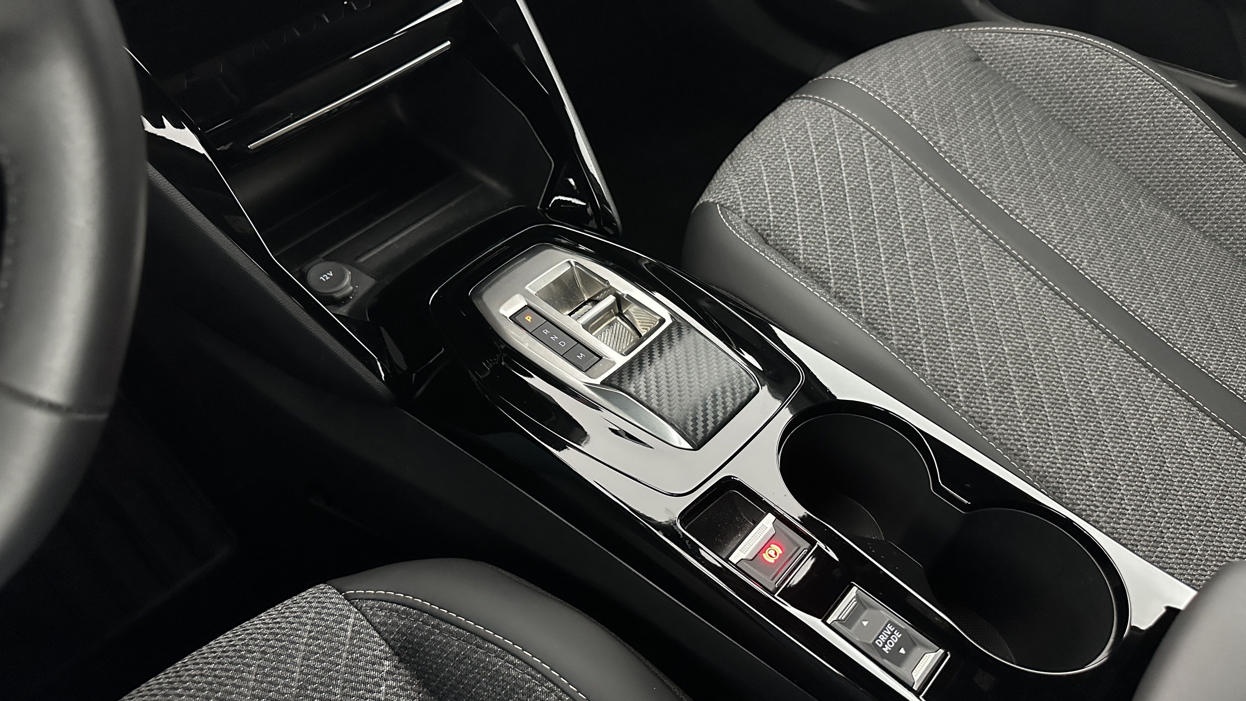 Peugeot 2008 - Image 17