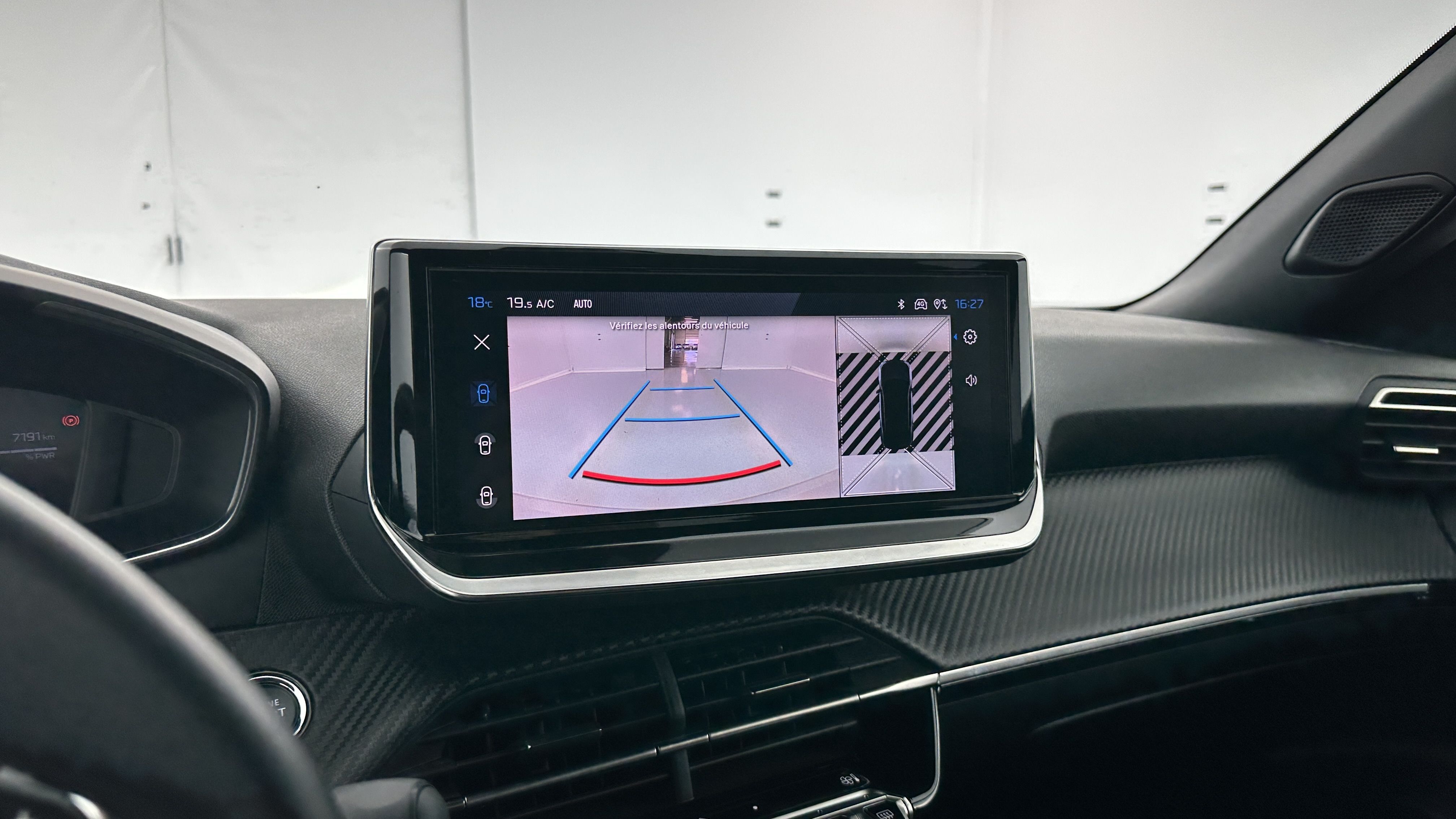 Peugeot 2008 - Image 20