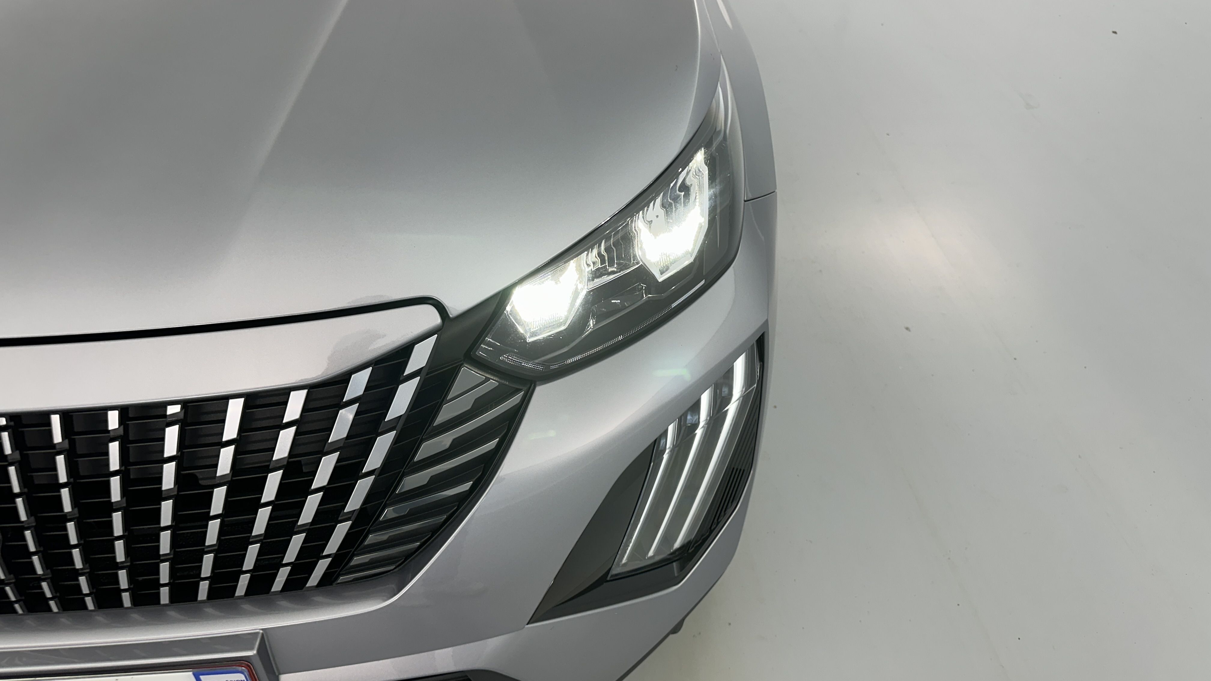 Peugeot 2008 - Image 27