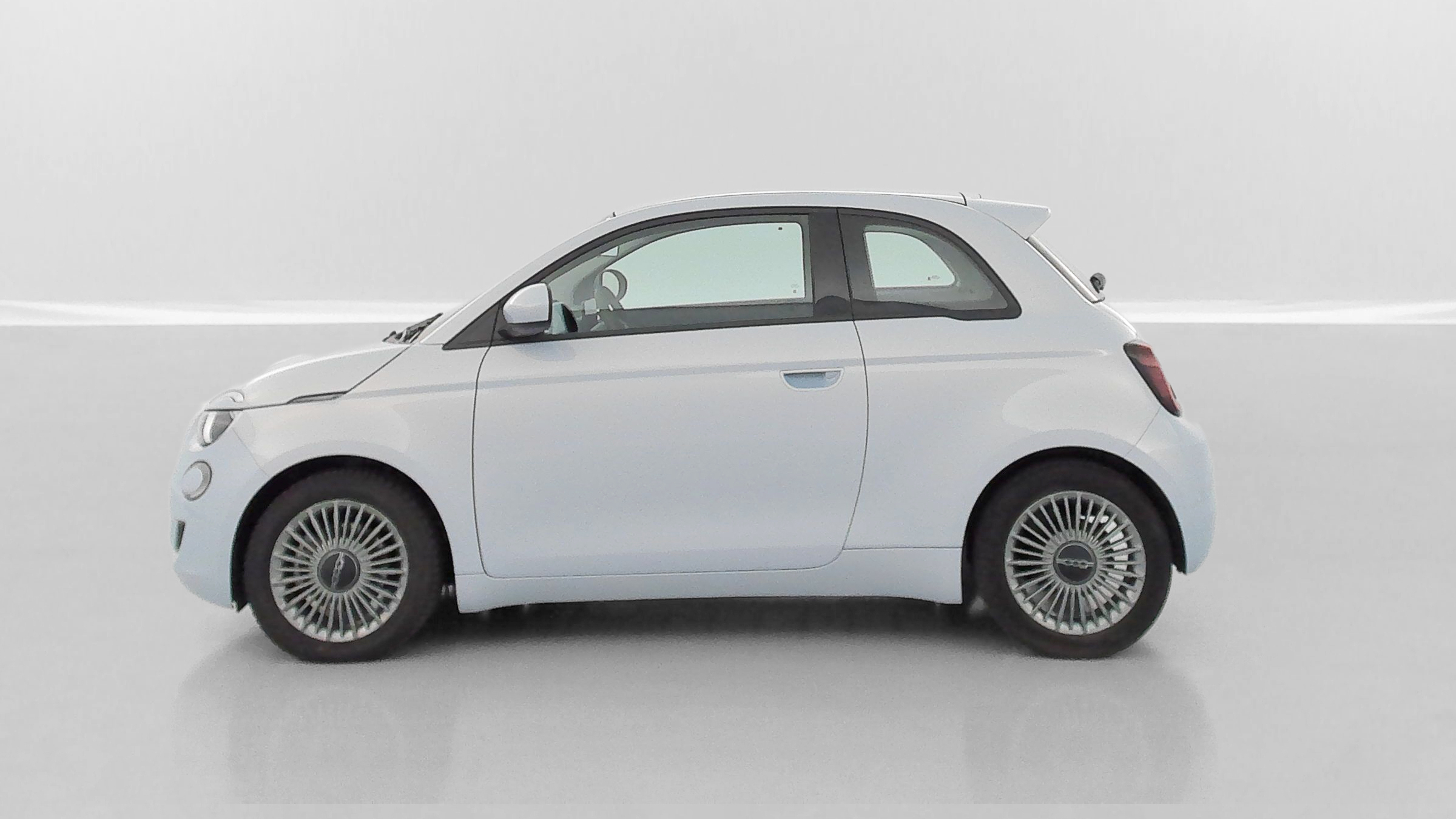 Fiat 500e - Image 4