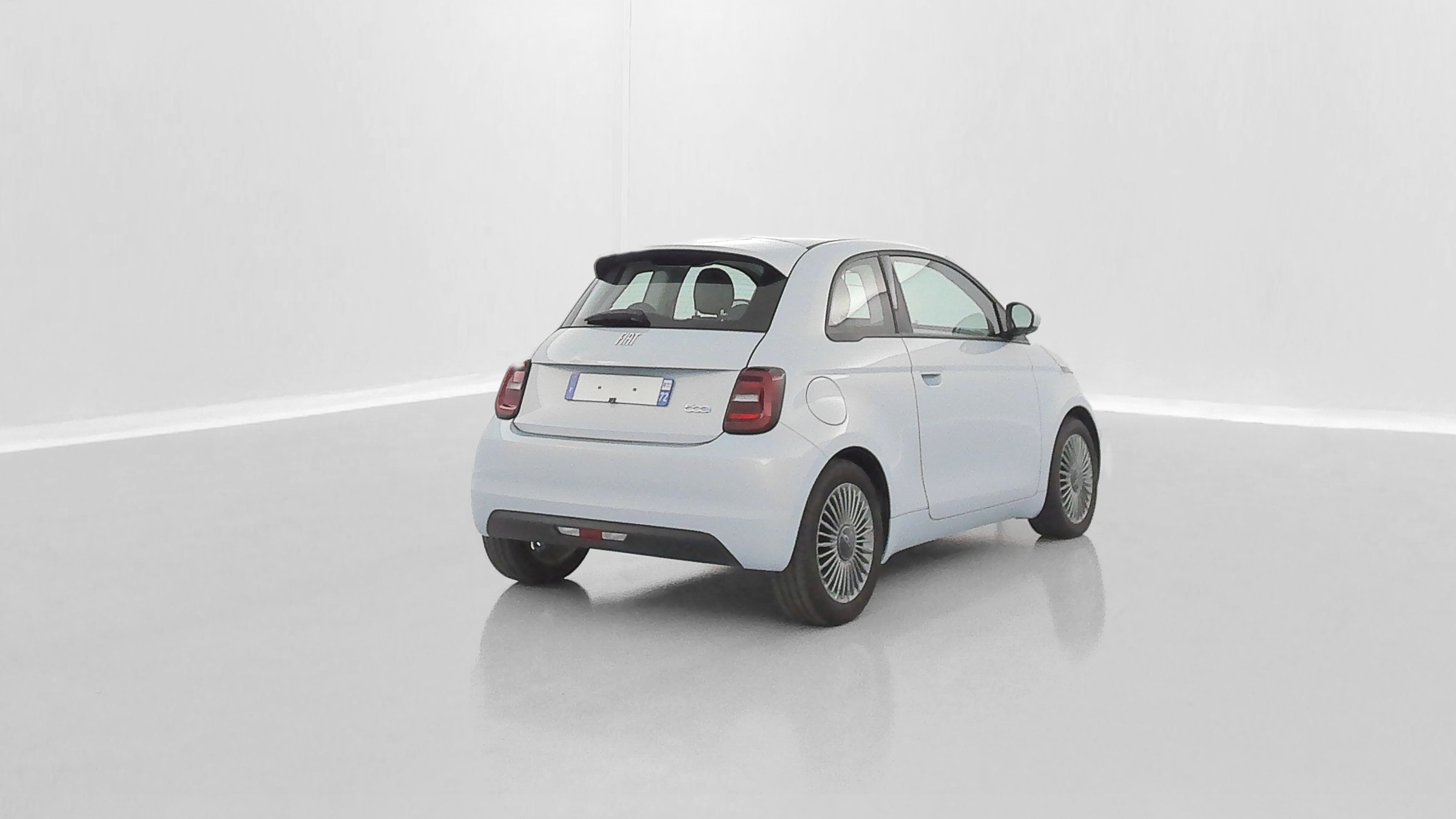 Fiat 500e - Image 27