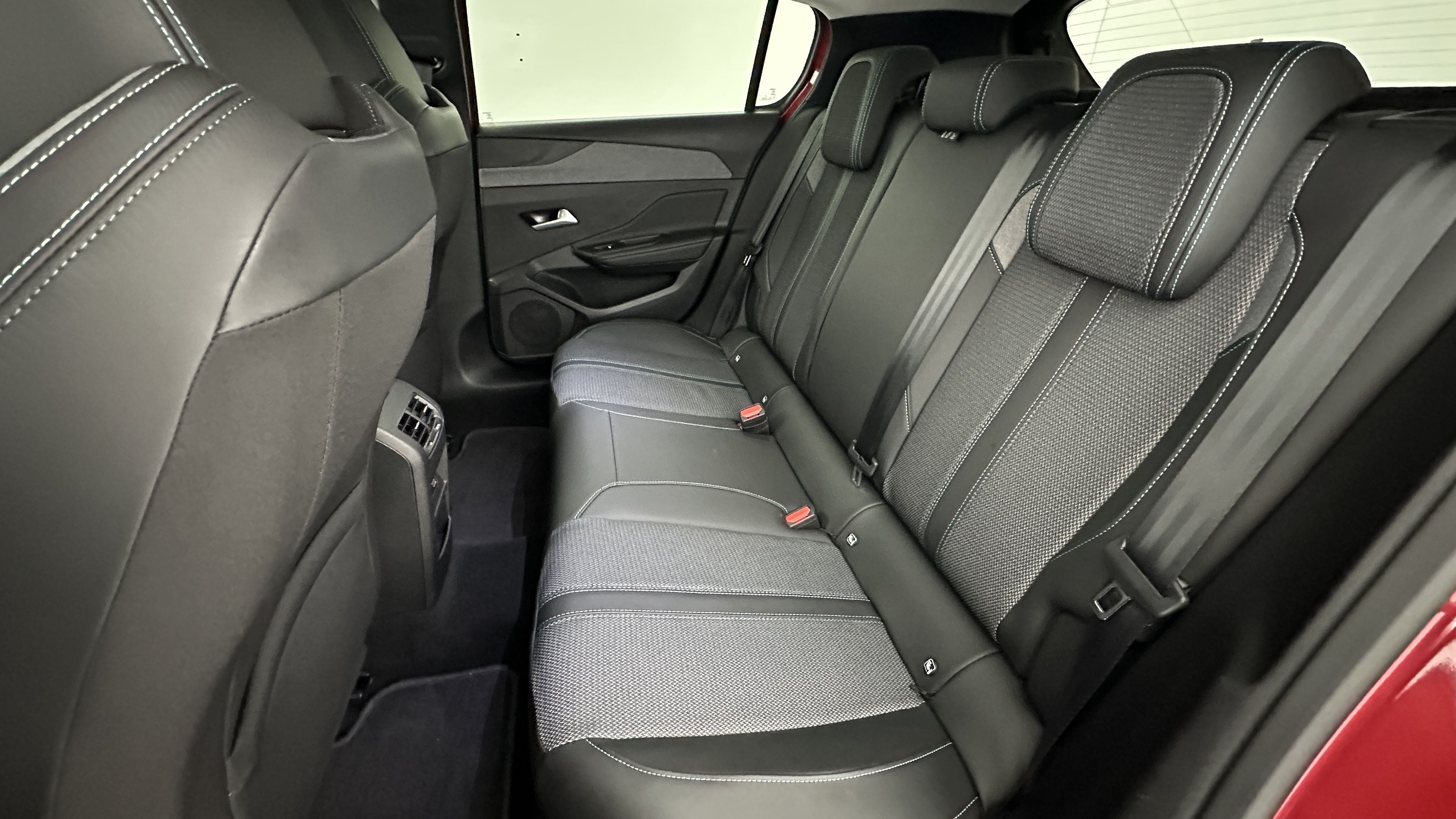 Peugeot 308 - Image 9