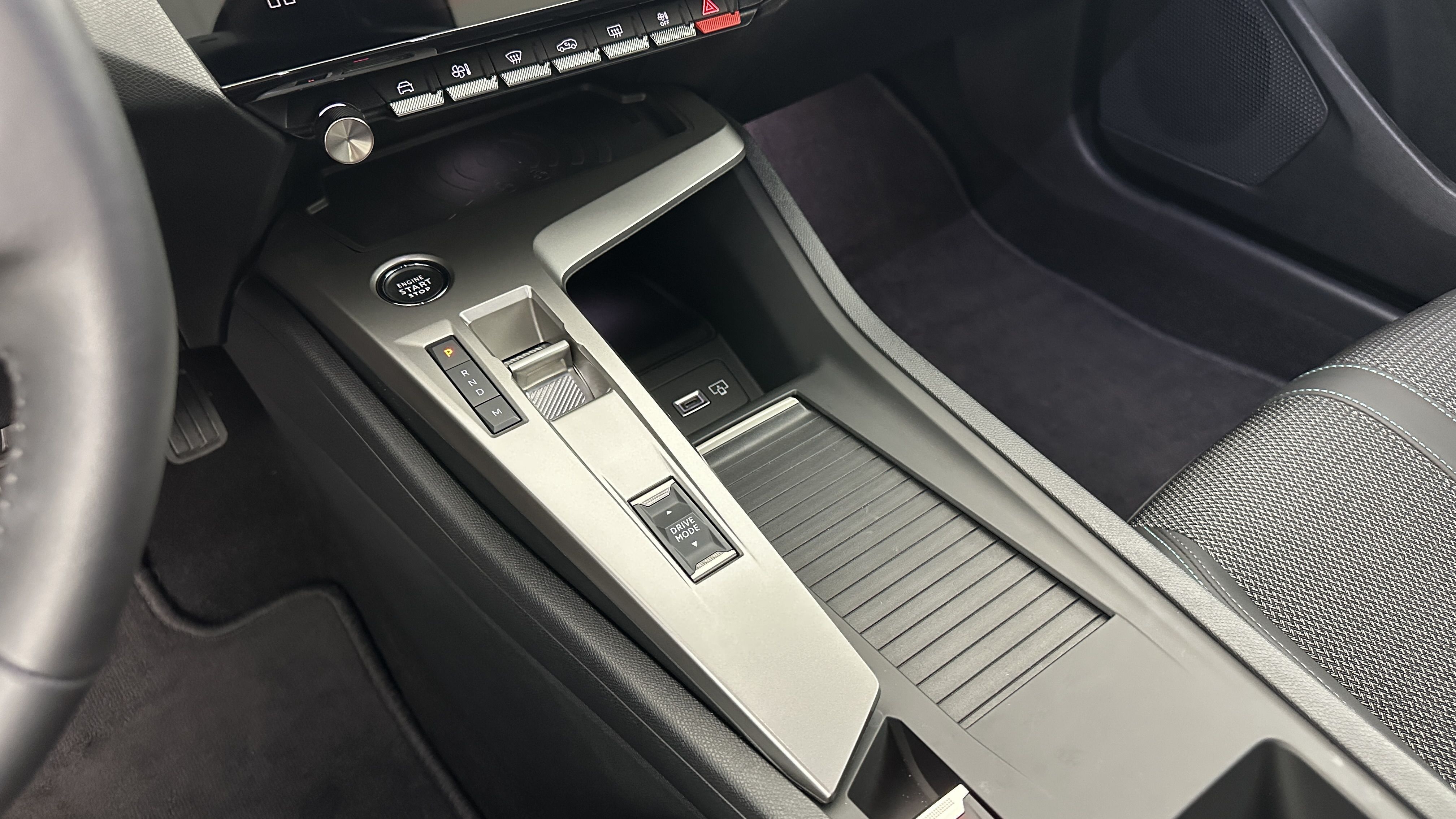 Peugeot 308 - Image 16