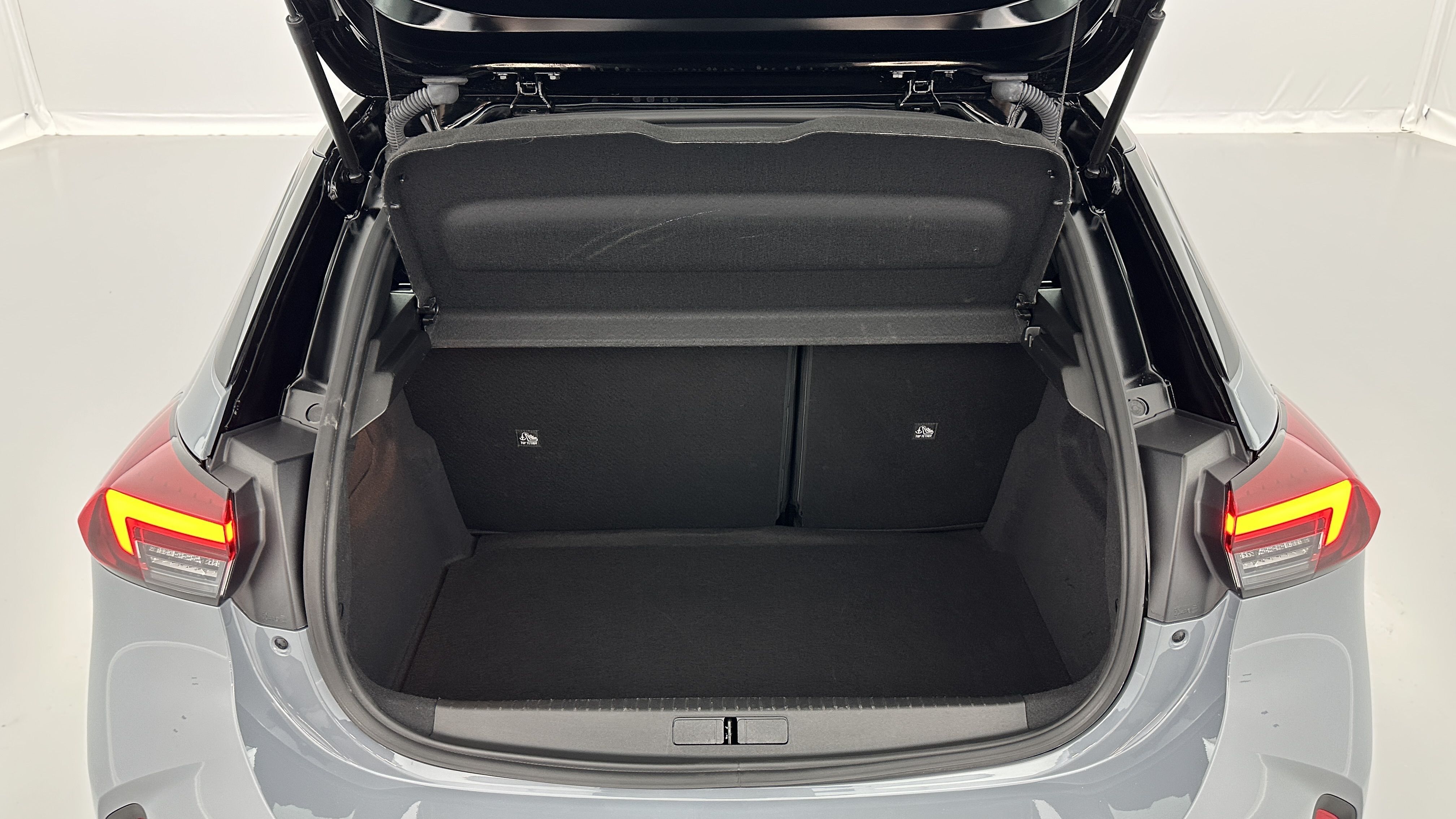 Opel Corsa - Image 10