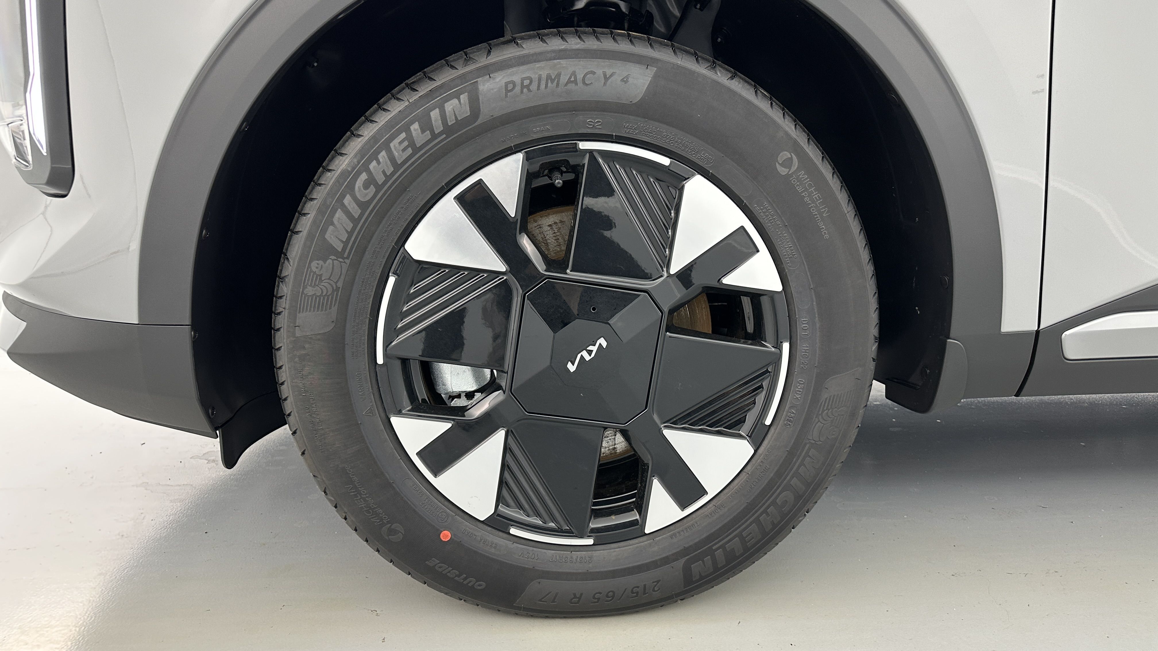 Kia SPORTAGE - Image 12