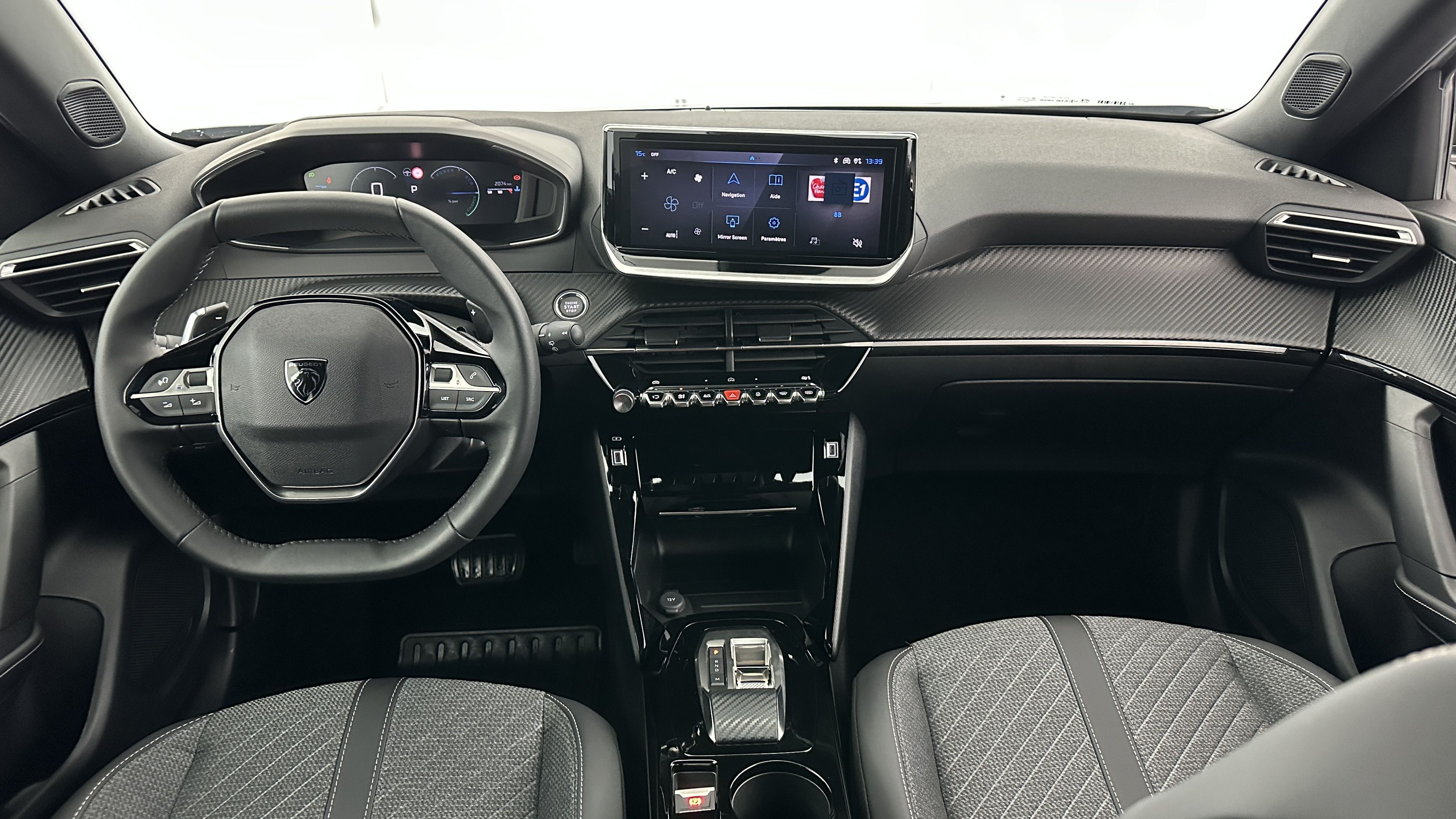 Peugeot 2008 - Image 7