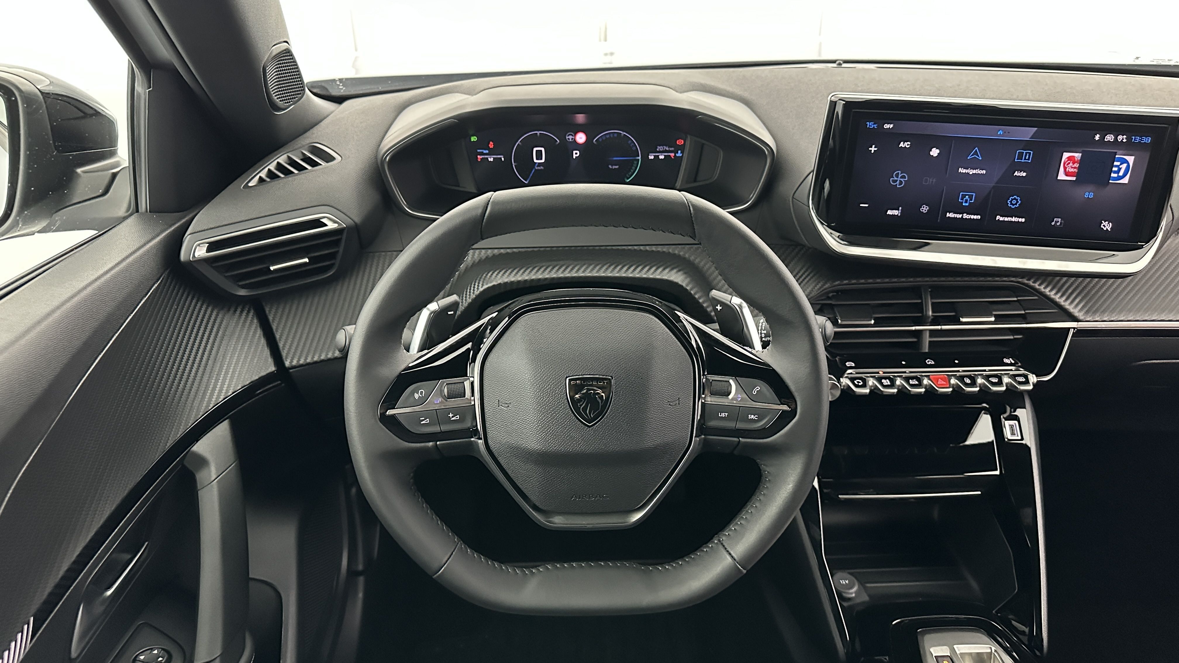 Peugeot 2008 - Image 13