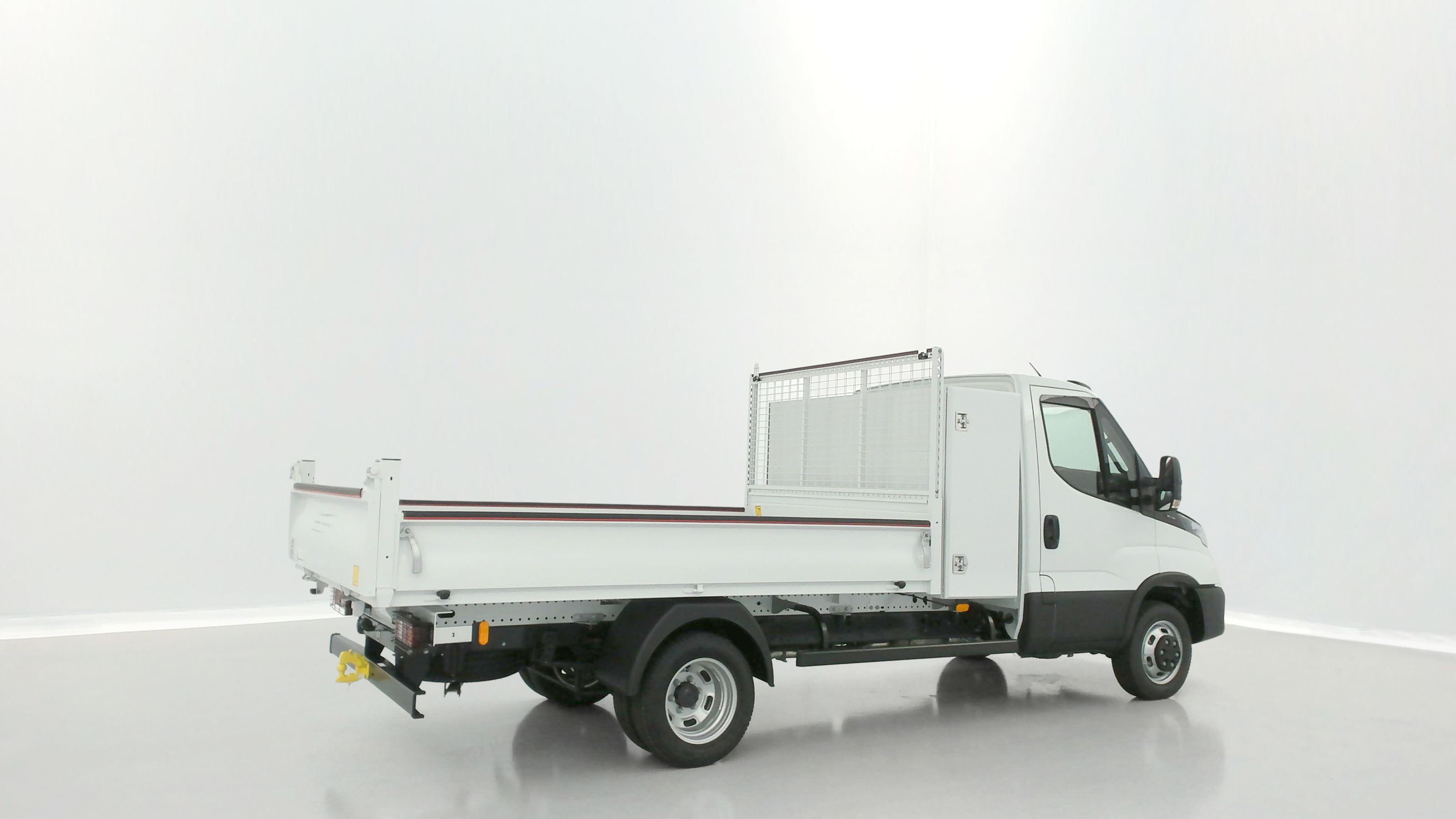 Iveco Daily - Image 23