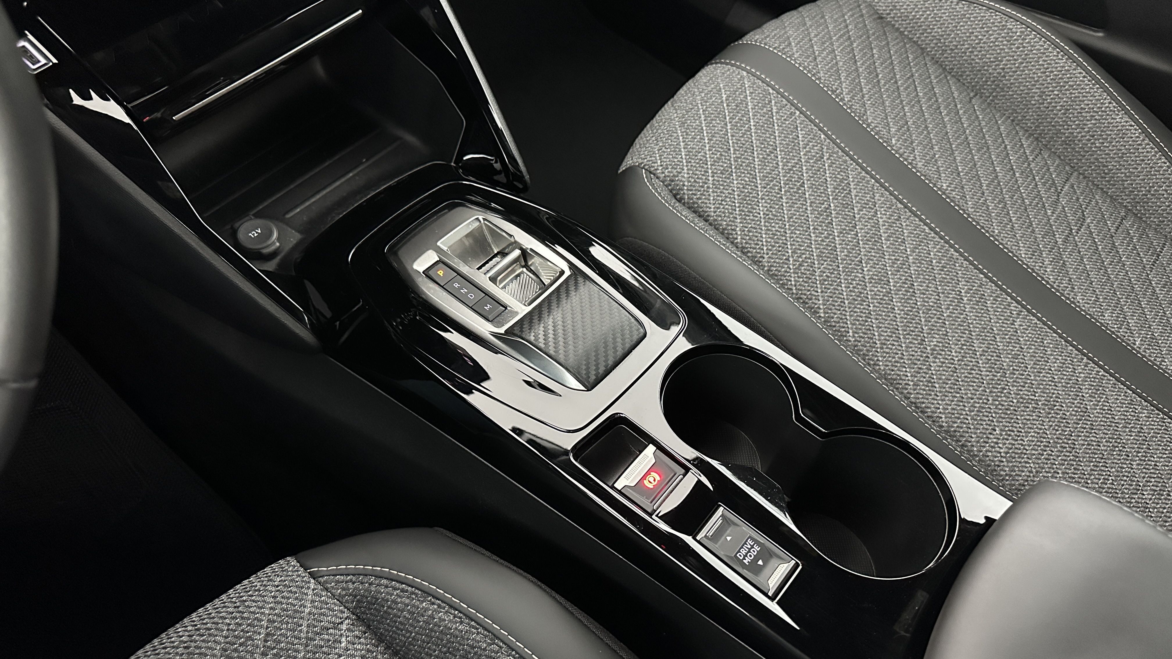 Peugeot 2008 - Image 17