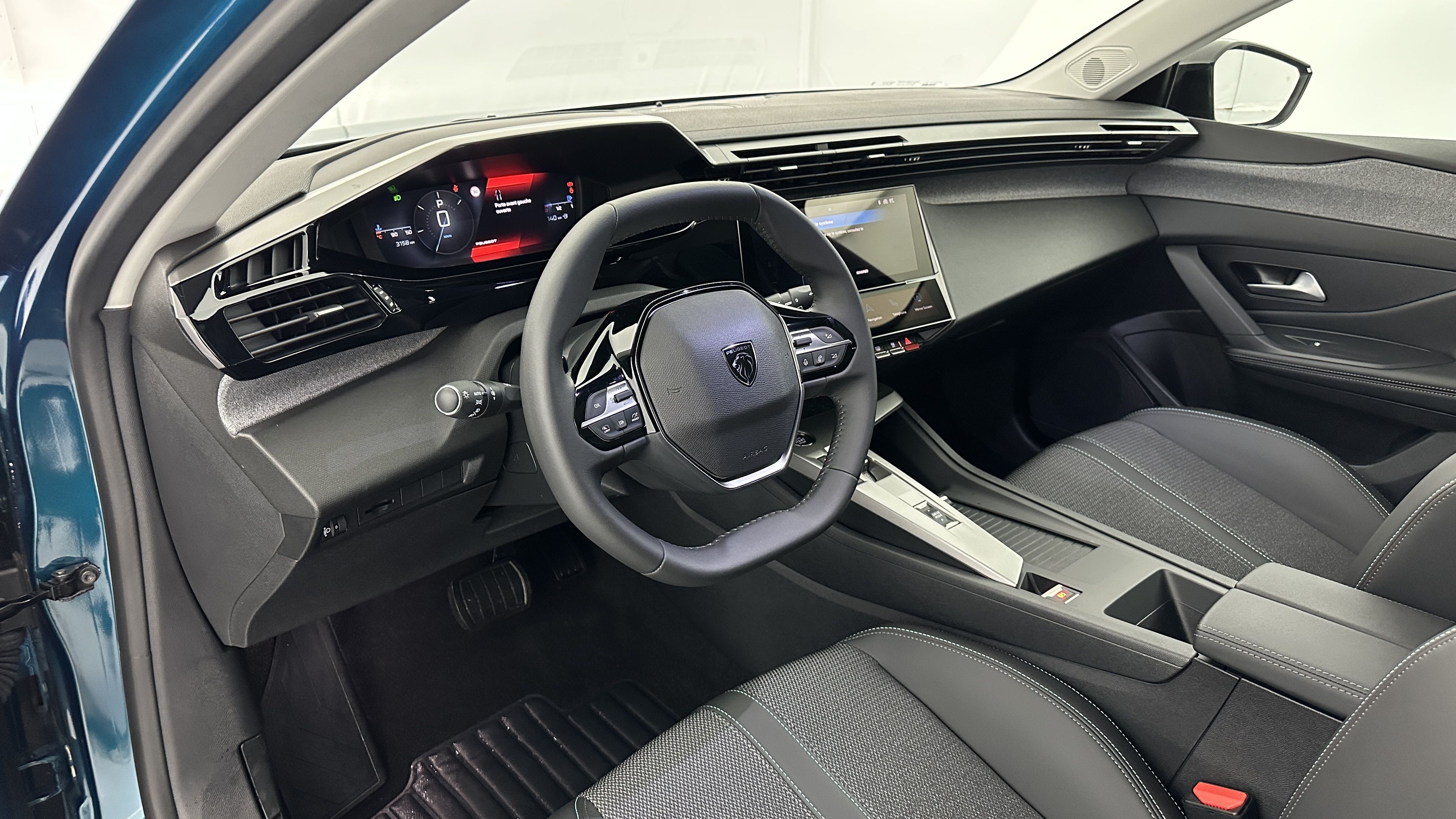 Peugeot 308 - Image 6